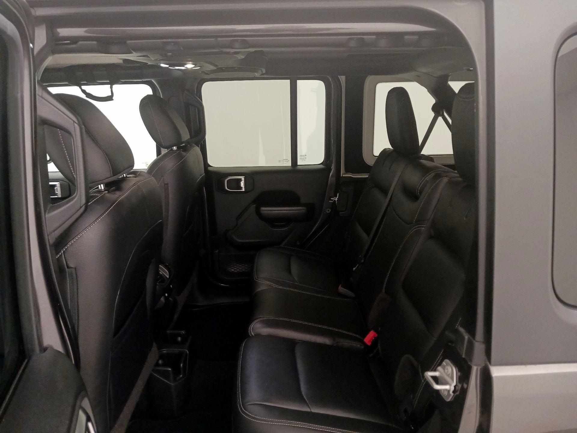 Thumbnail: 2020 Jeep Wrangler - 19