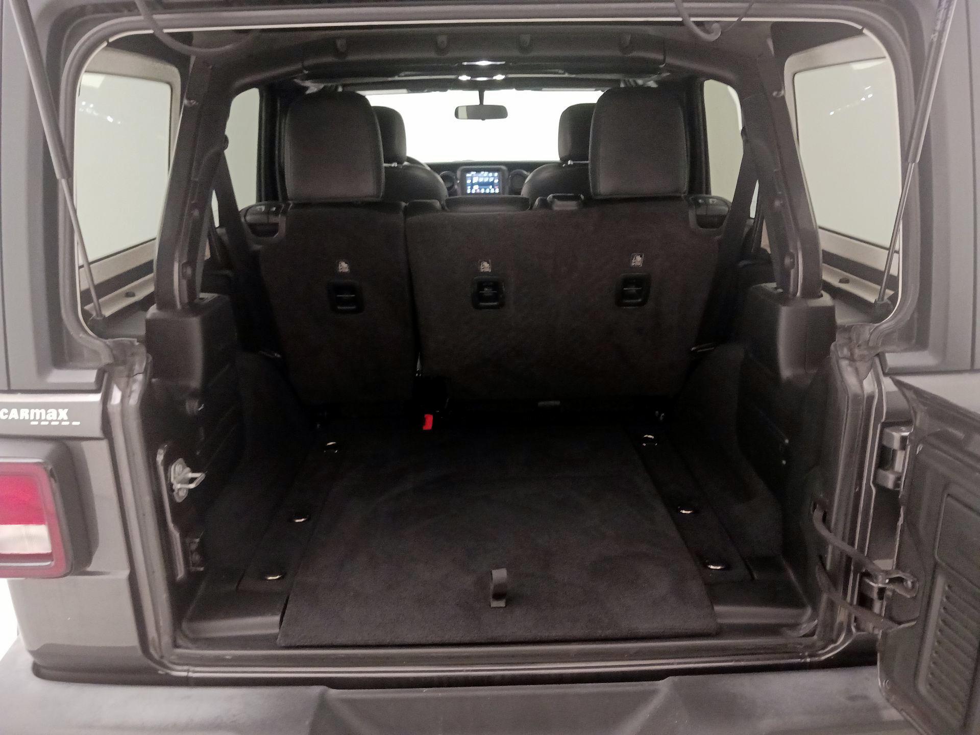 Thumbnail: 2020 Jeep Wrangler - 20