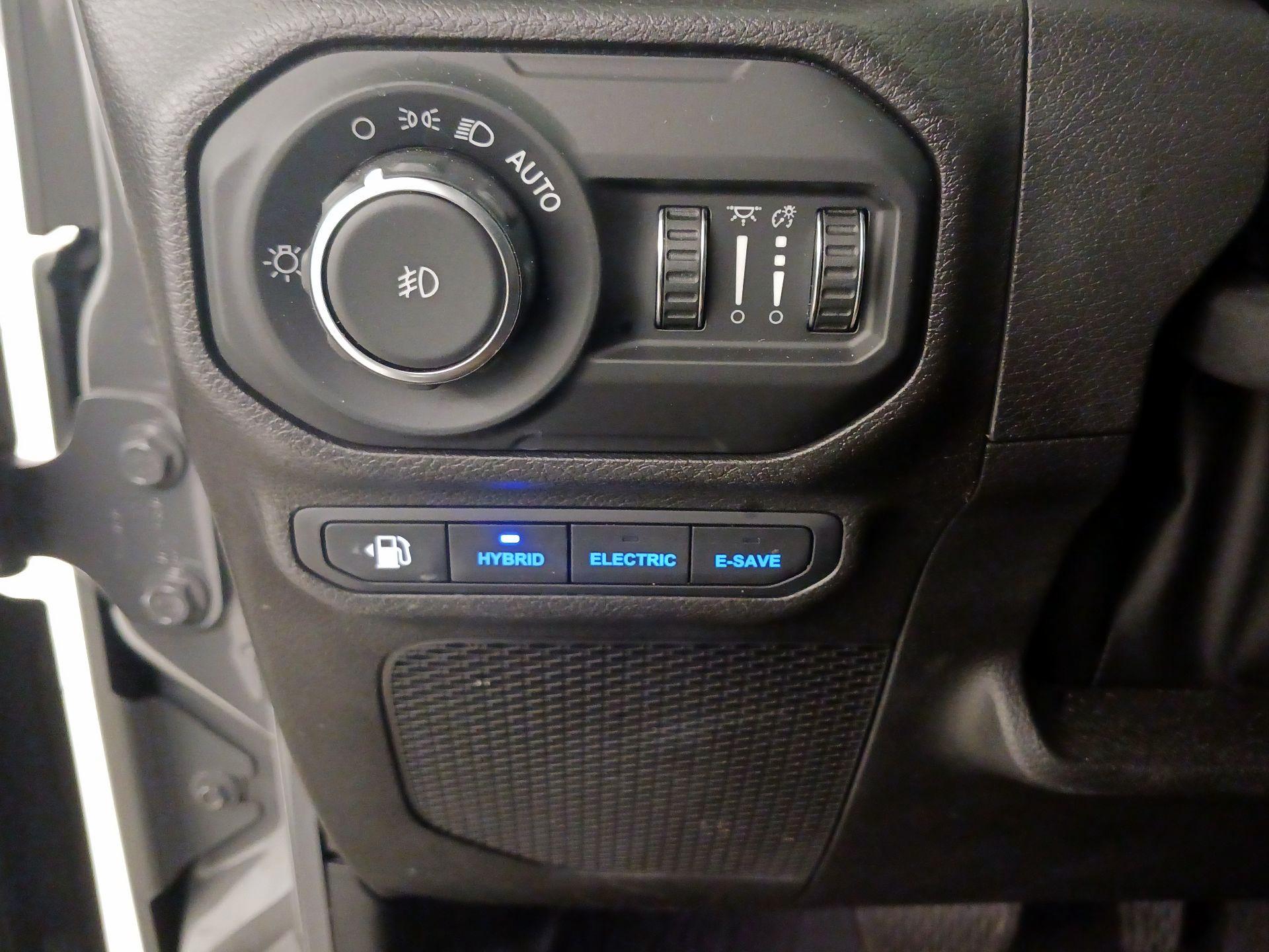 Thumbnail: 2022 Jeep Wrangler - 13