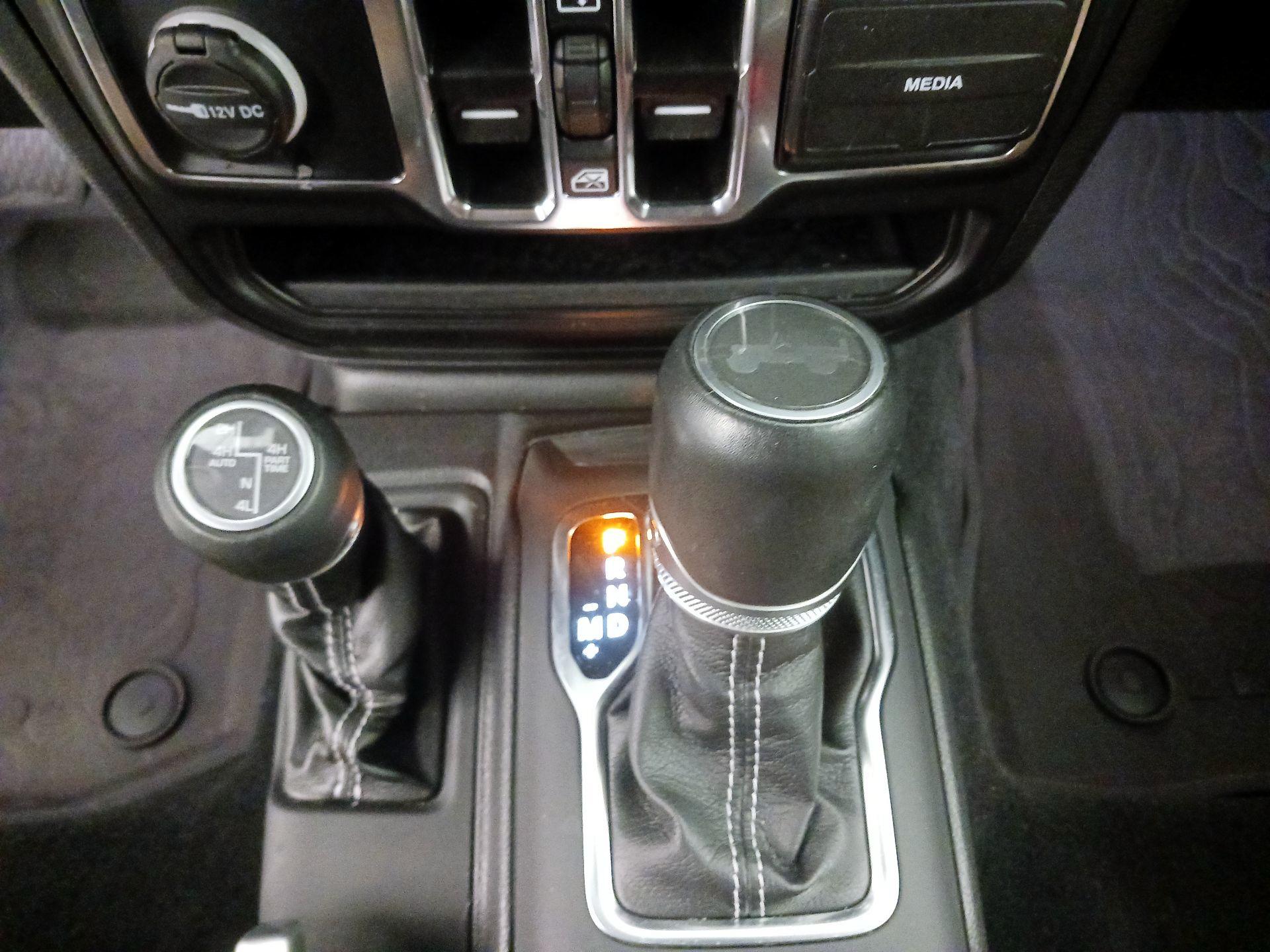 Thumbnail: 2022 Jeep Wrangler - 18