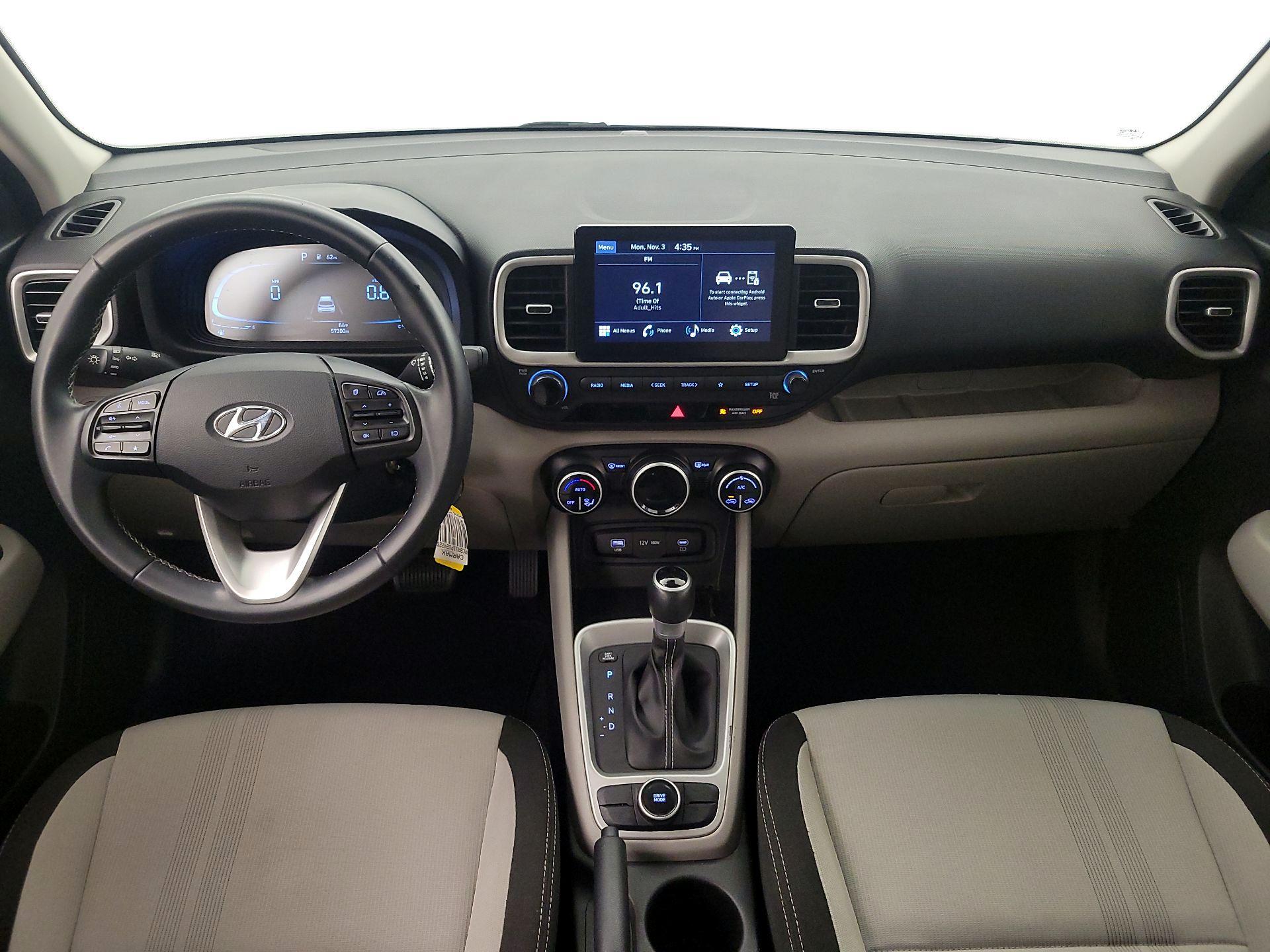 Thumbnail: 2023 Hyundai Venue - 9