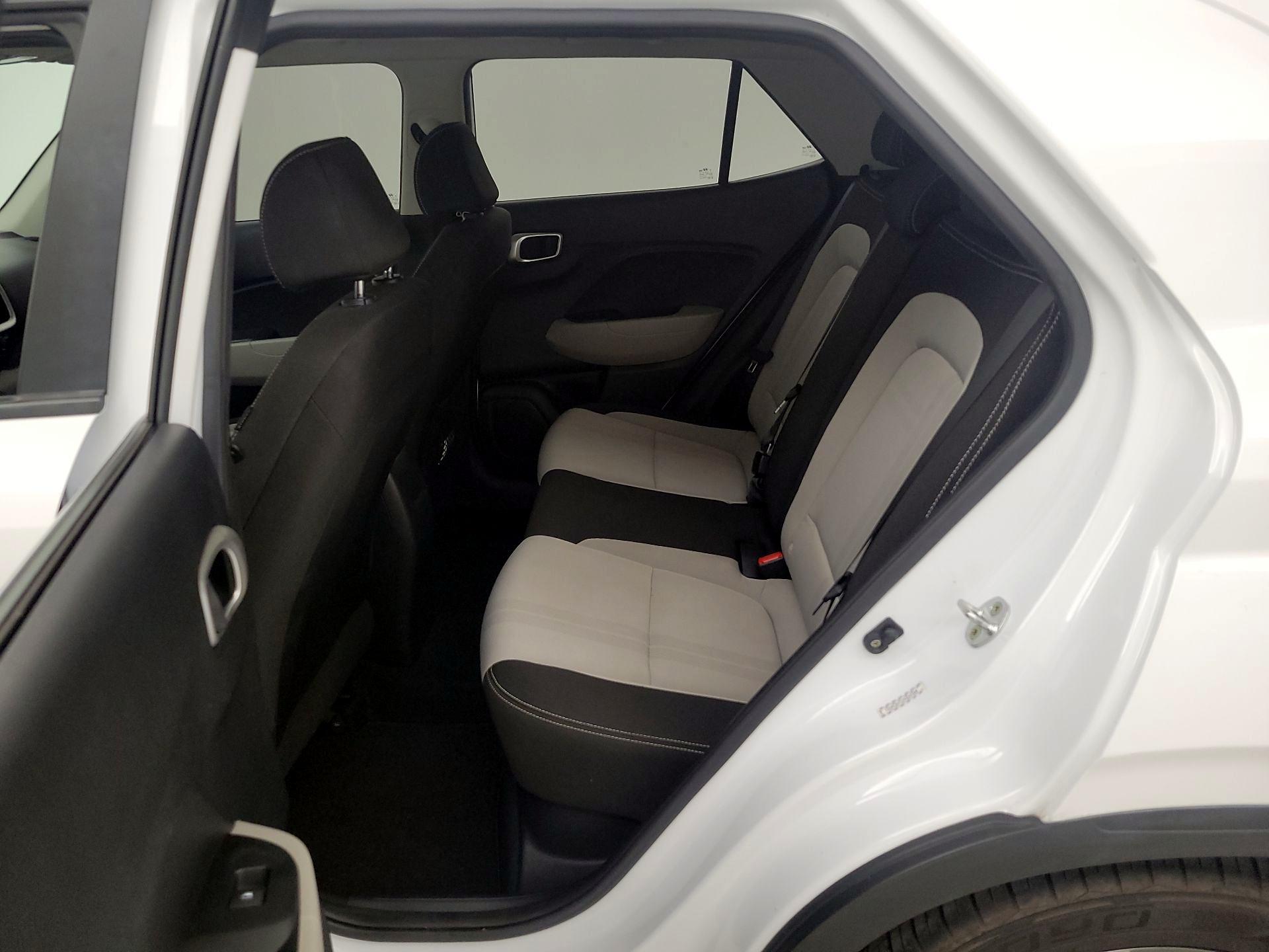 Thumbnail: 2023 Hyundai Venue - 20