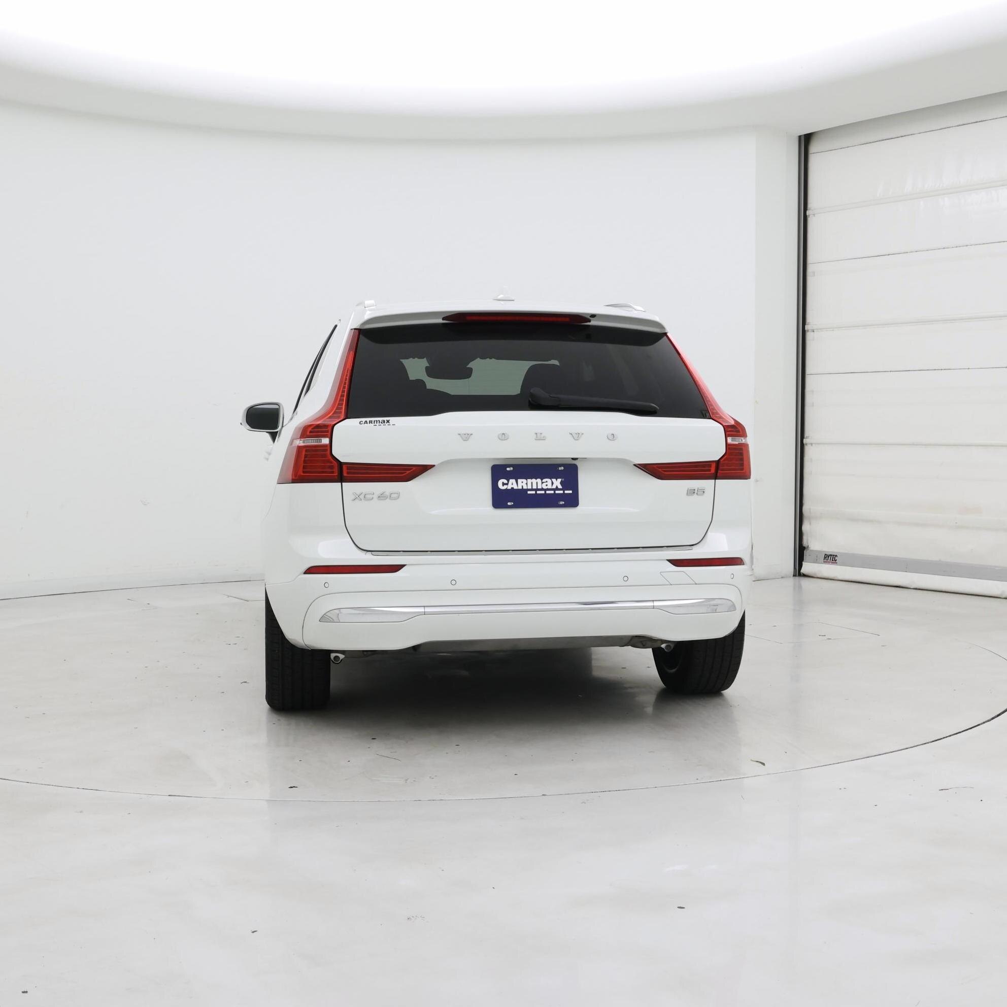 Thumbnail: 2022 Volvo XC60 - 6