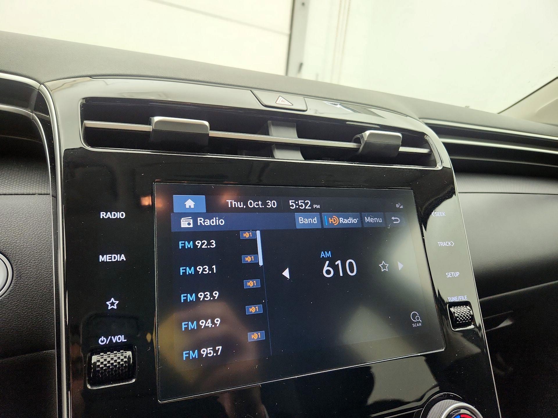 Thumbnail: 2023 Hyundai Tucson - 15