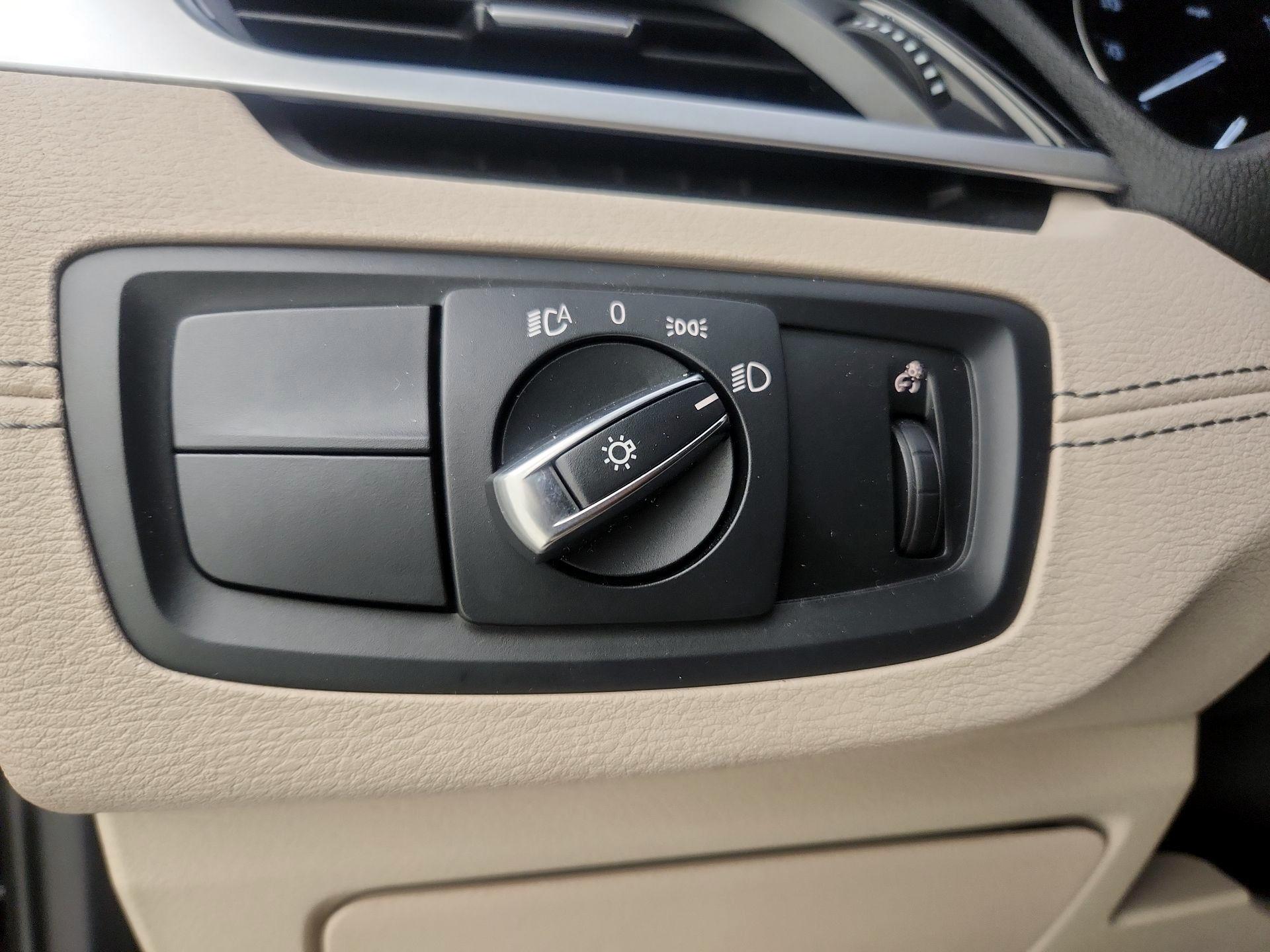 Thumbnail: 2022 BMW X1 - 13