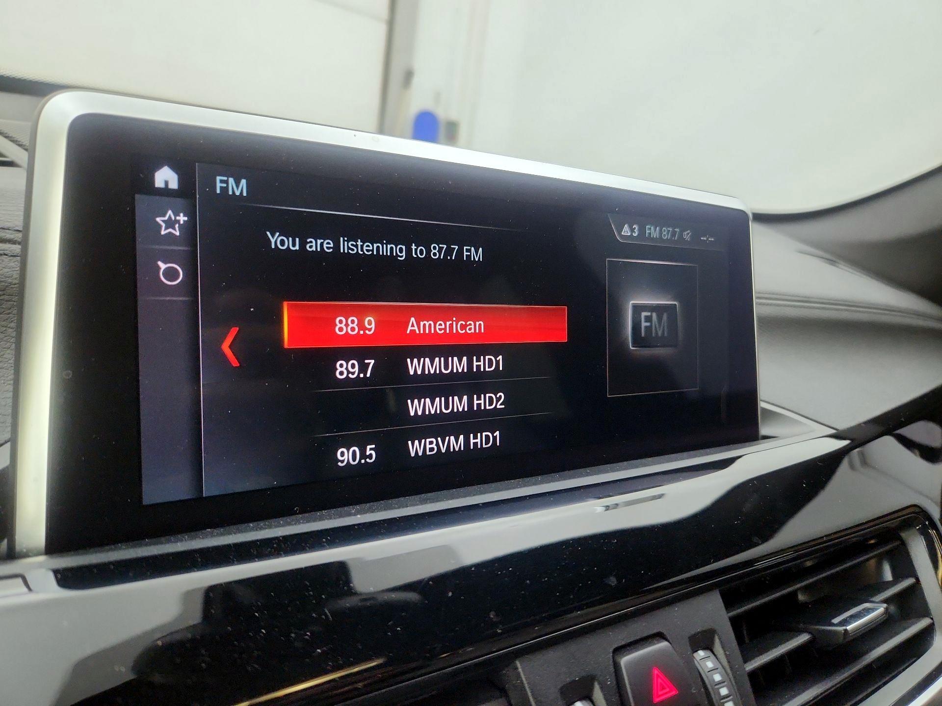 Thumbnail: 2022 BMW X1 - 16