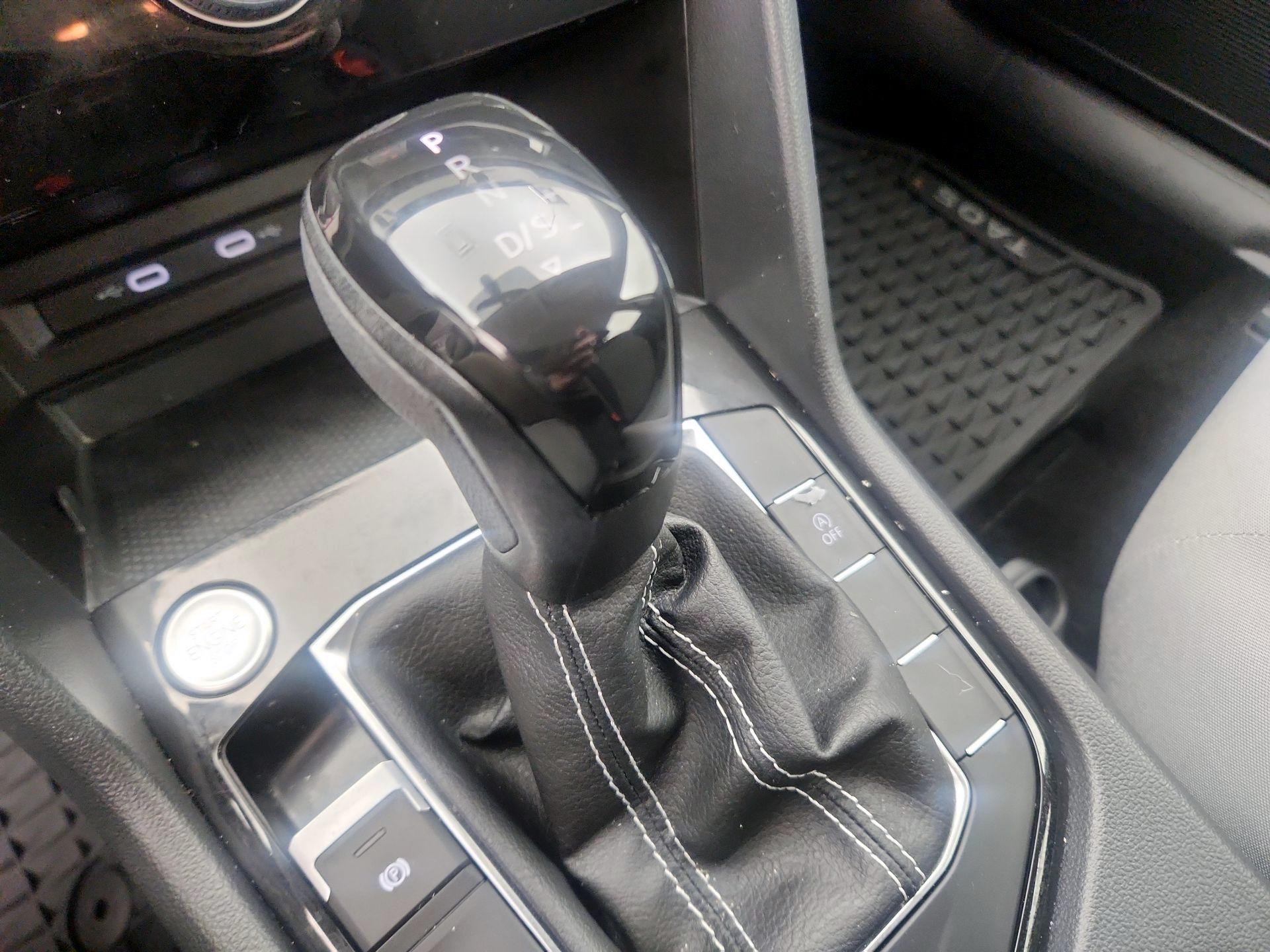 Thumbnail: 2023 Volkswagen Taos - 17