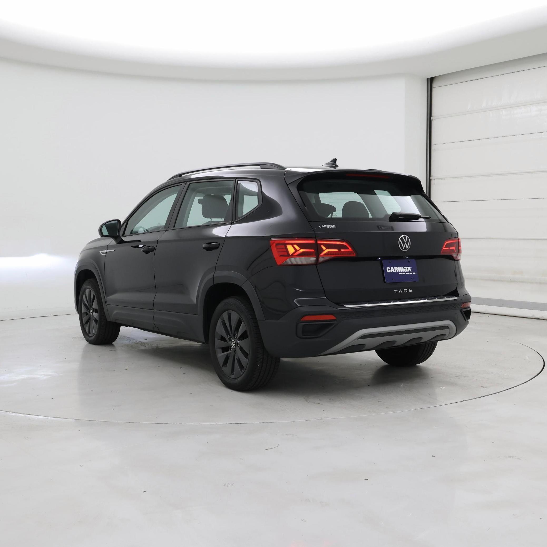 Thumbnail: 2023 Volkswagen Taos - 2