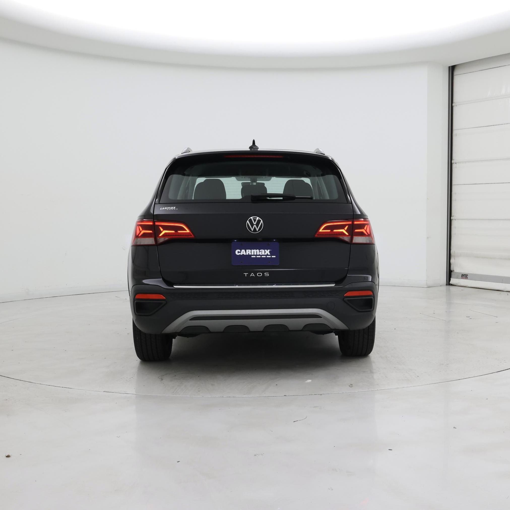 Thumbnail: 2023 Volkswagen Taos - 6