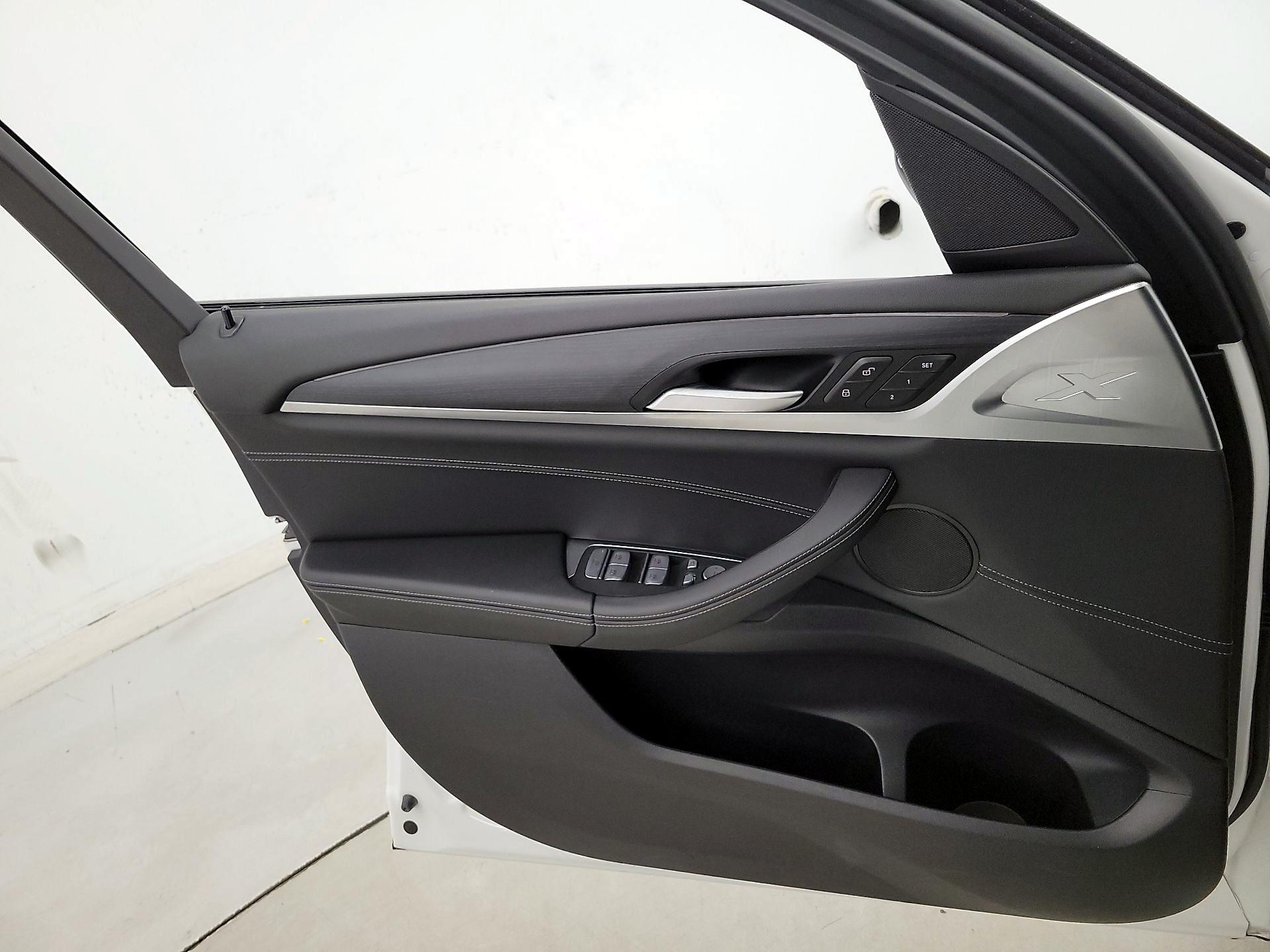 Thumbnail: 2023 BMW X3 - 12