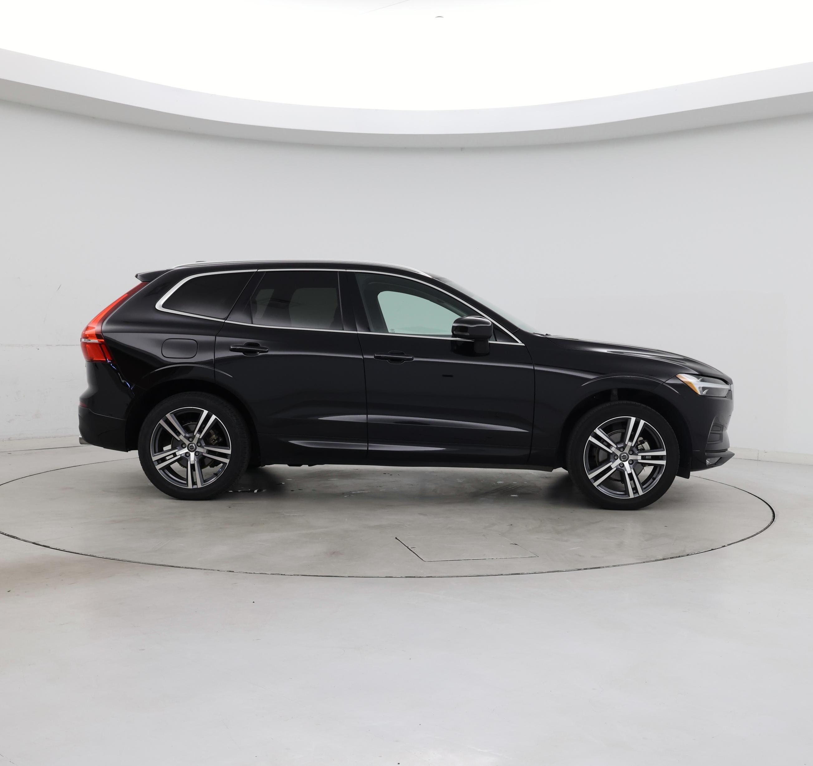 Thumbnail: 2021 Volvo XC60 - 7