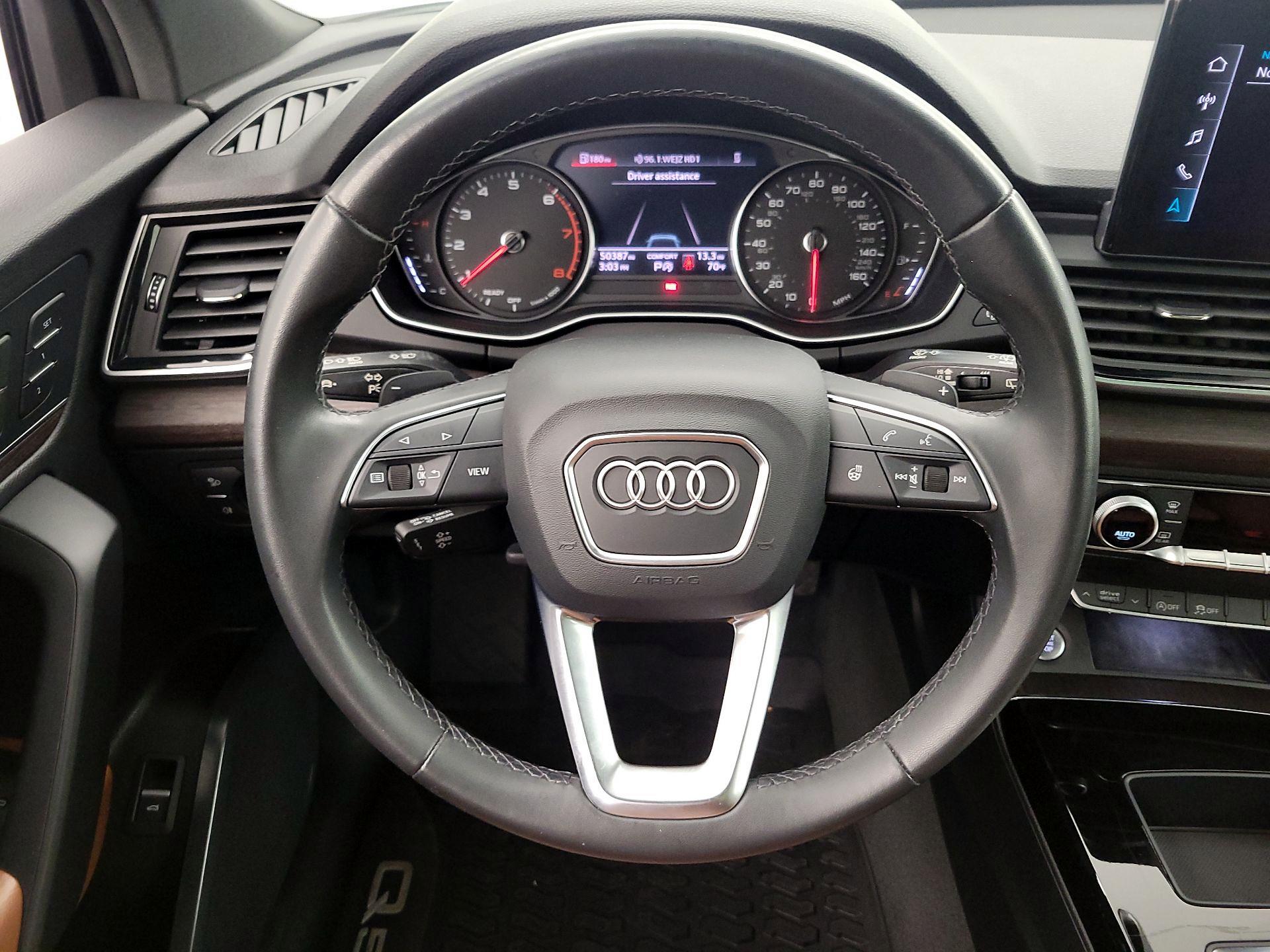 Thumbnail: 2022 Audi Q5 - 10