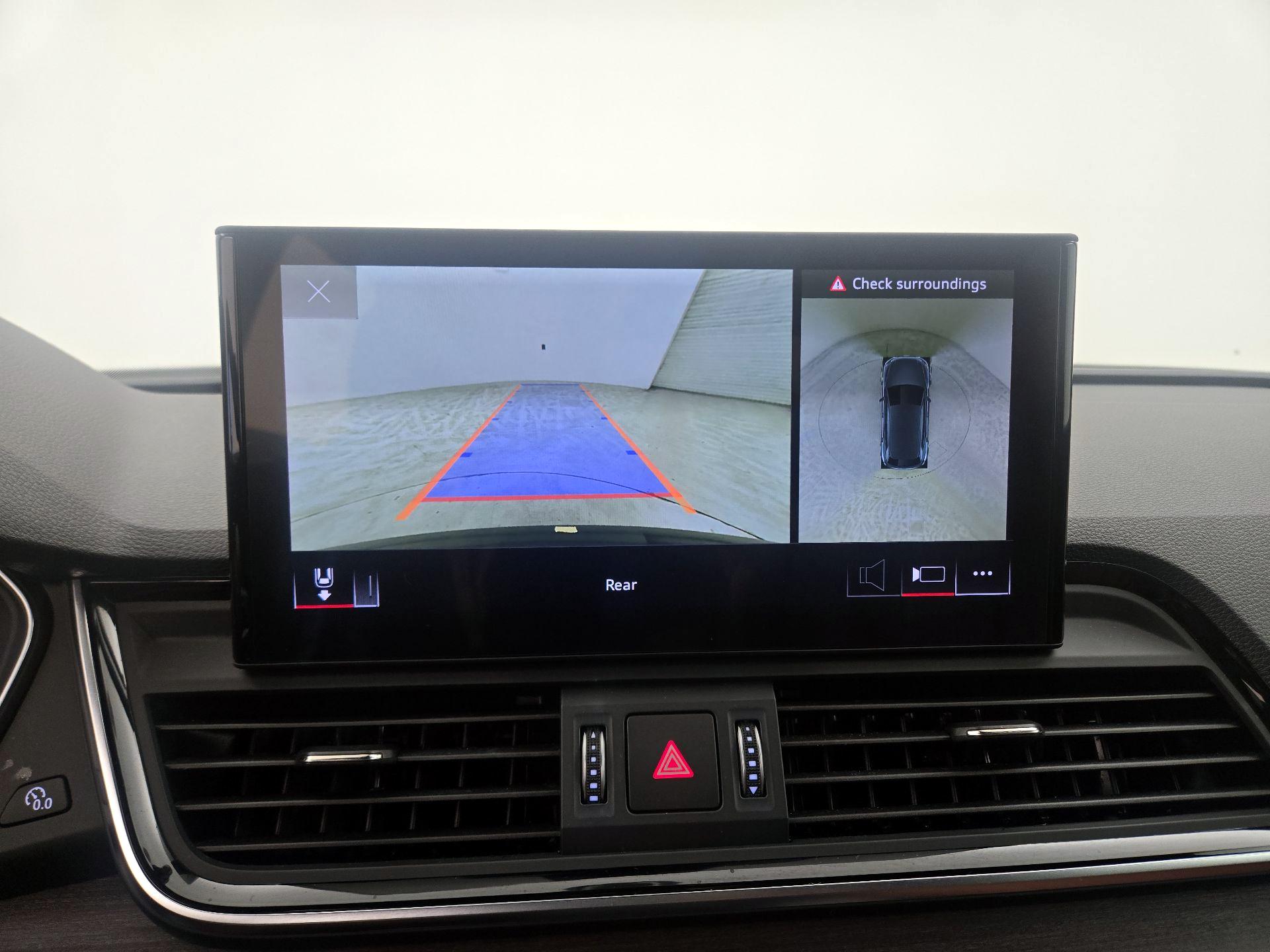 Thumbnail: 2021 Audi Q5 - 15