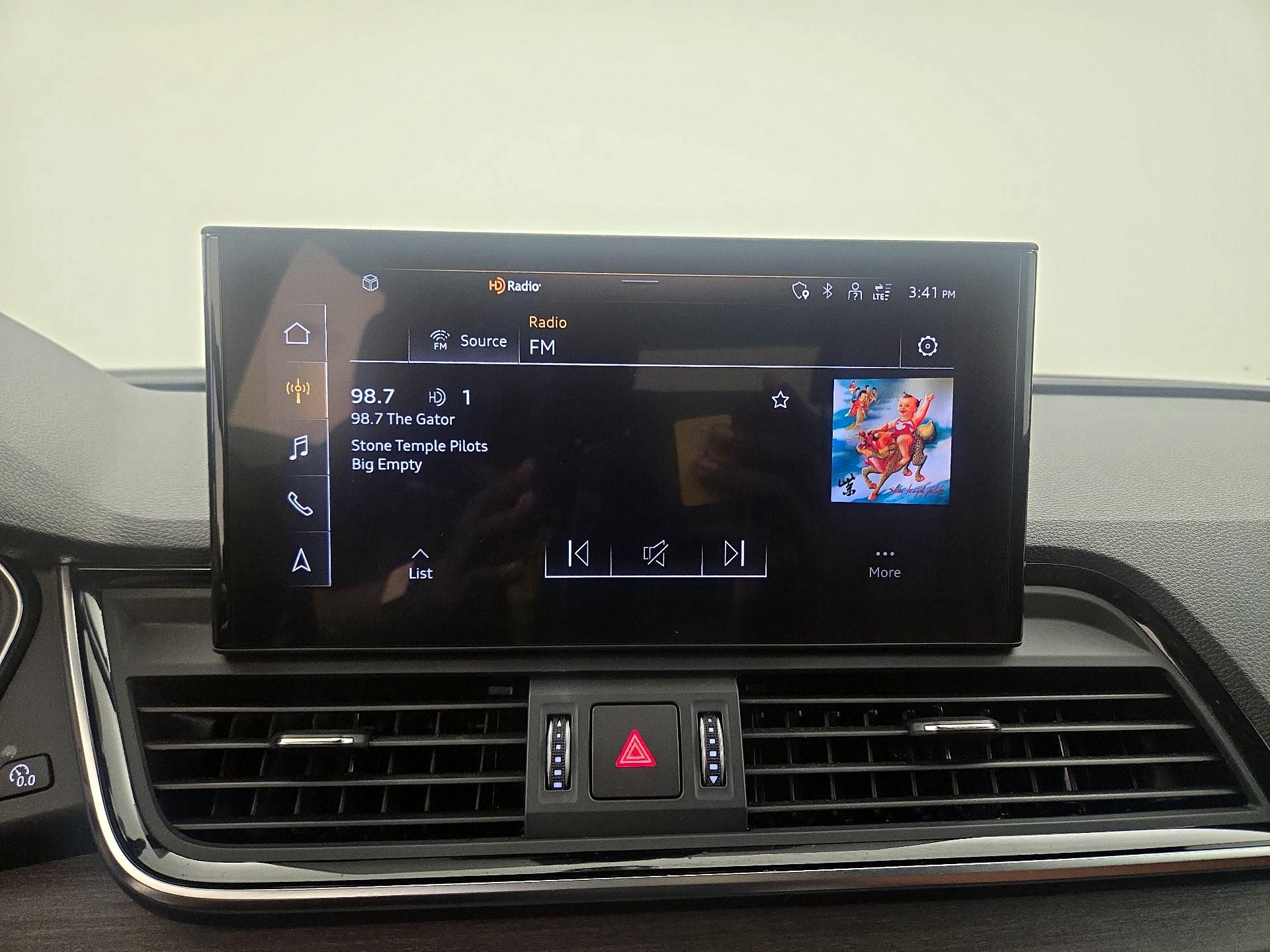 Thumbnail: 2021 Audi Q5 - 16