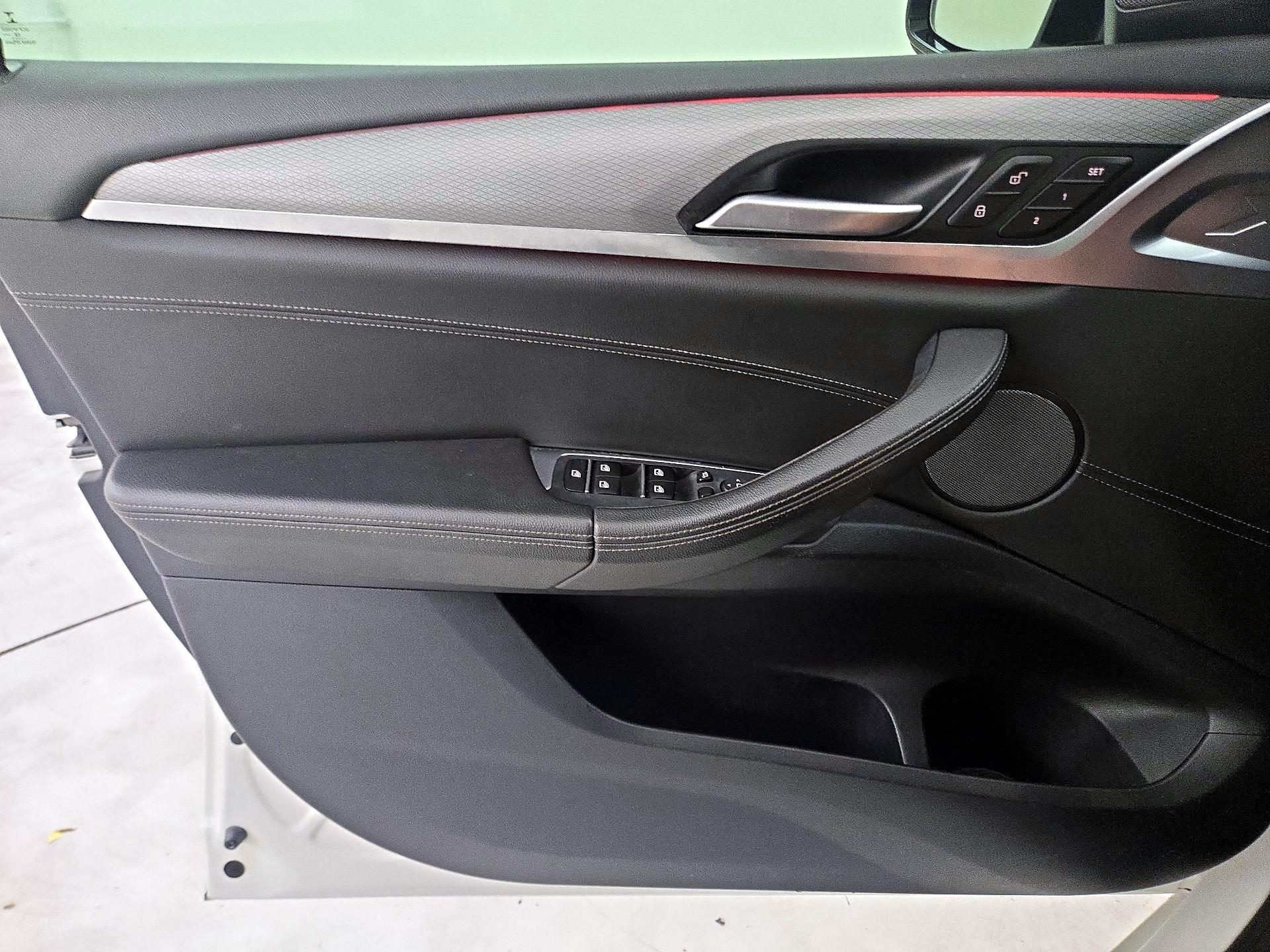 Thumbnail: 2019 BMW X3 - 12