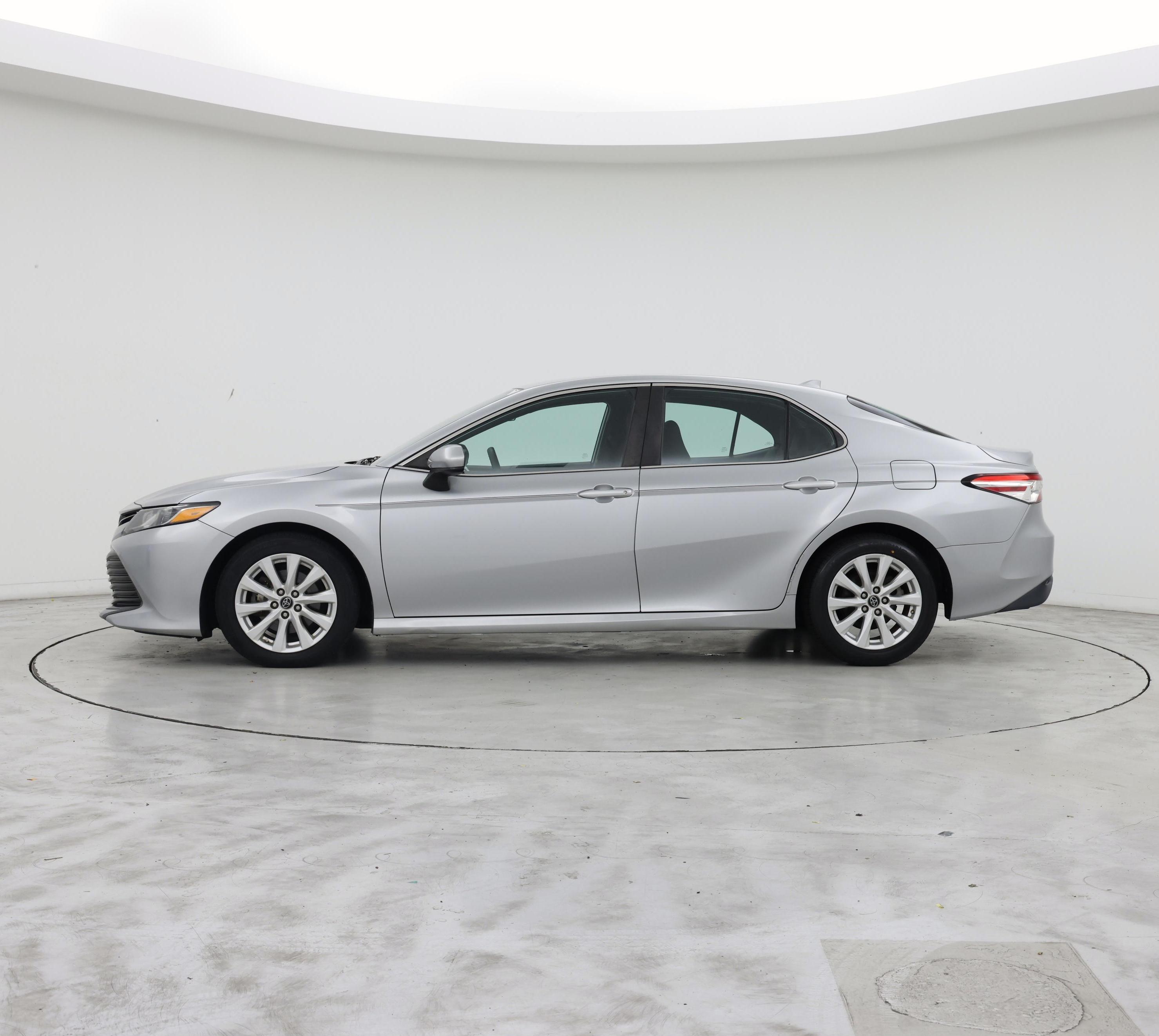 Thumbnail: 2019 Toyota Camry - 3