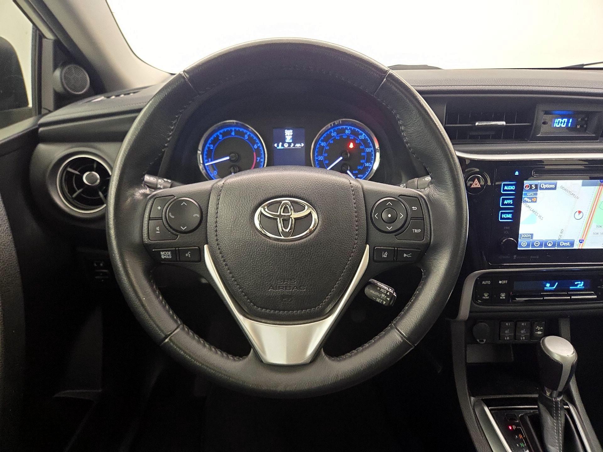 Thumbnail: 2018 Toyota Corolla - 10