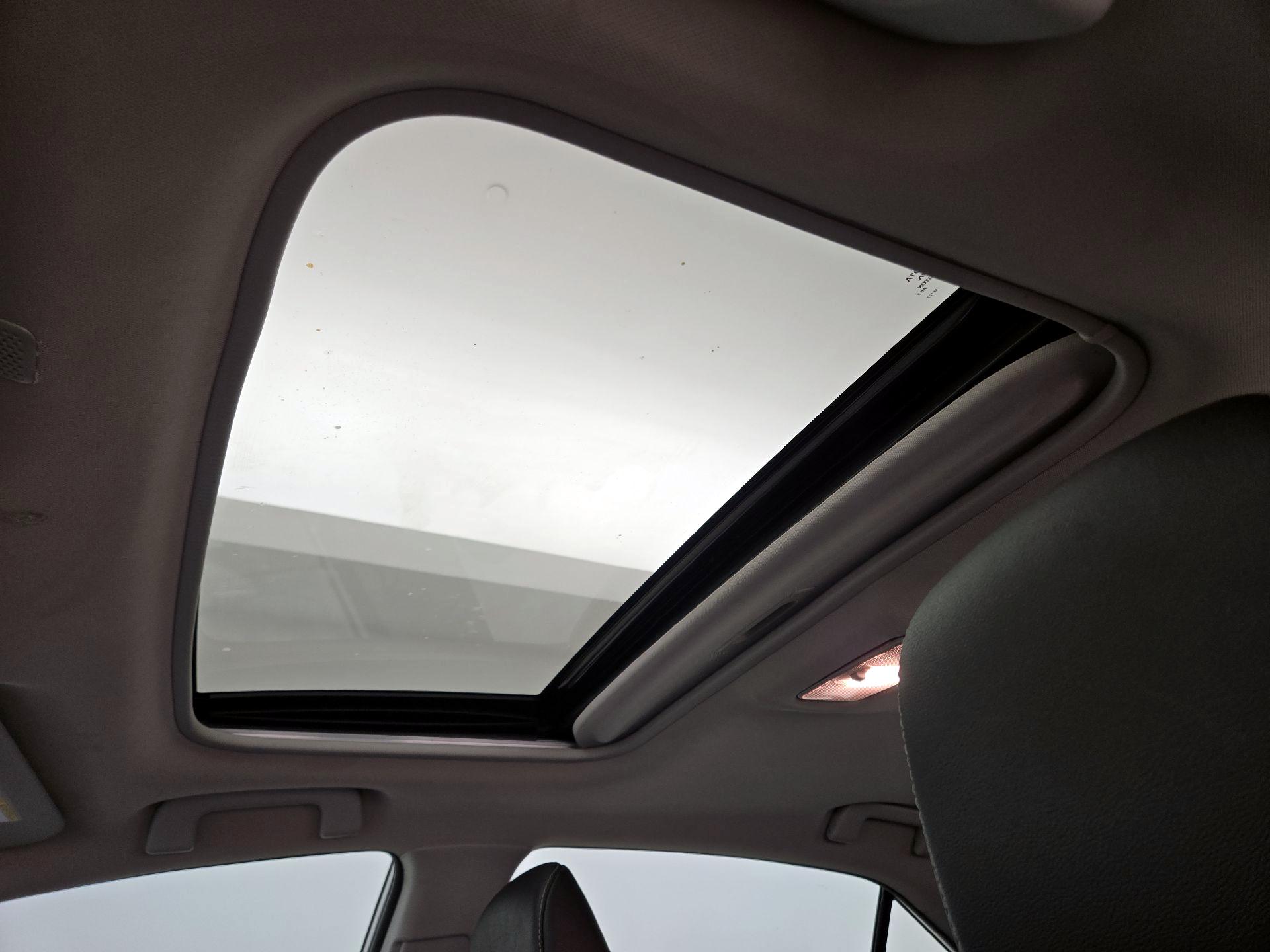 Thumbnail: 2018 Toyota Corolla - 20