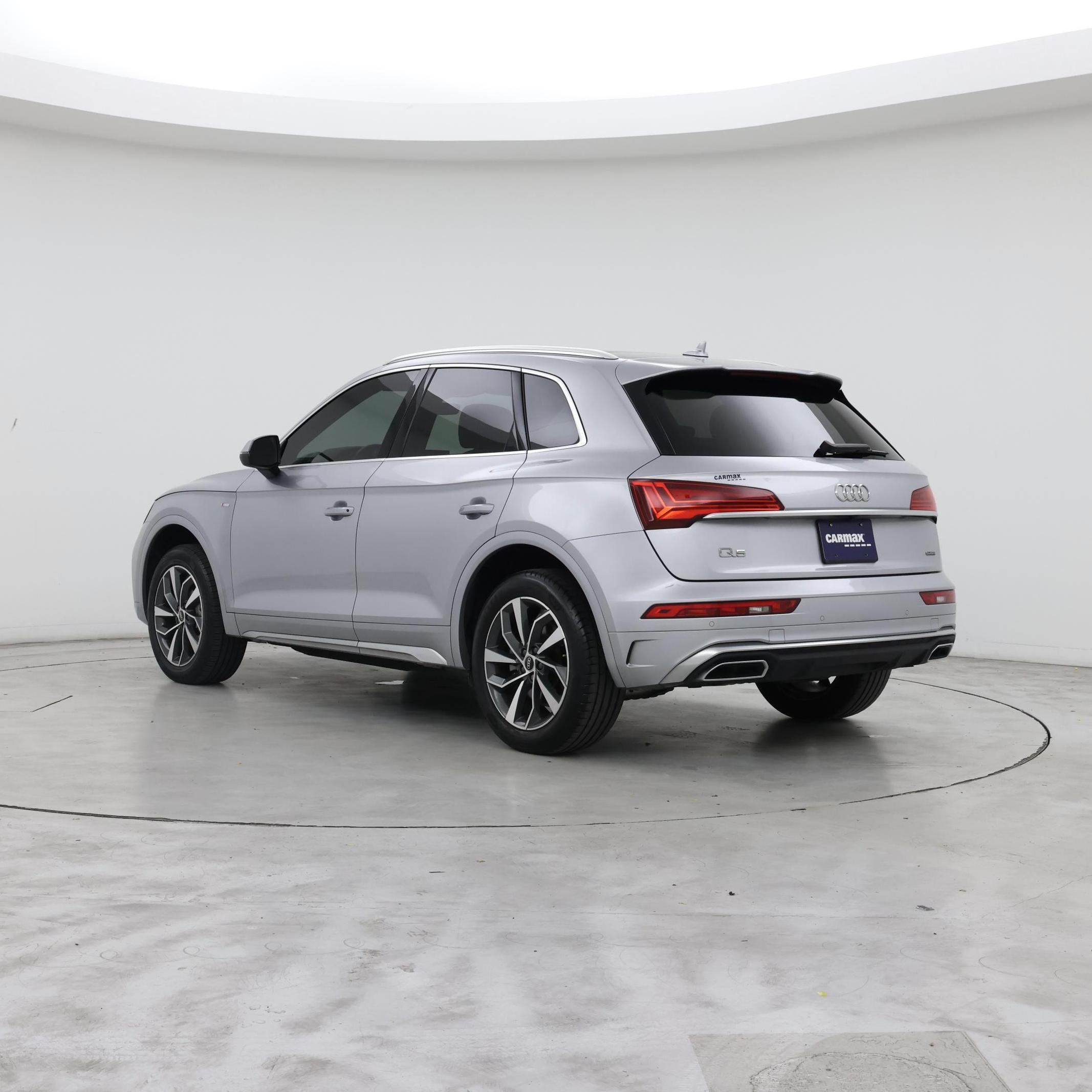Thumbnail: 2022 Audi Q5 - 2