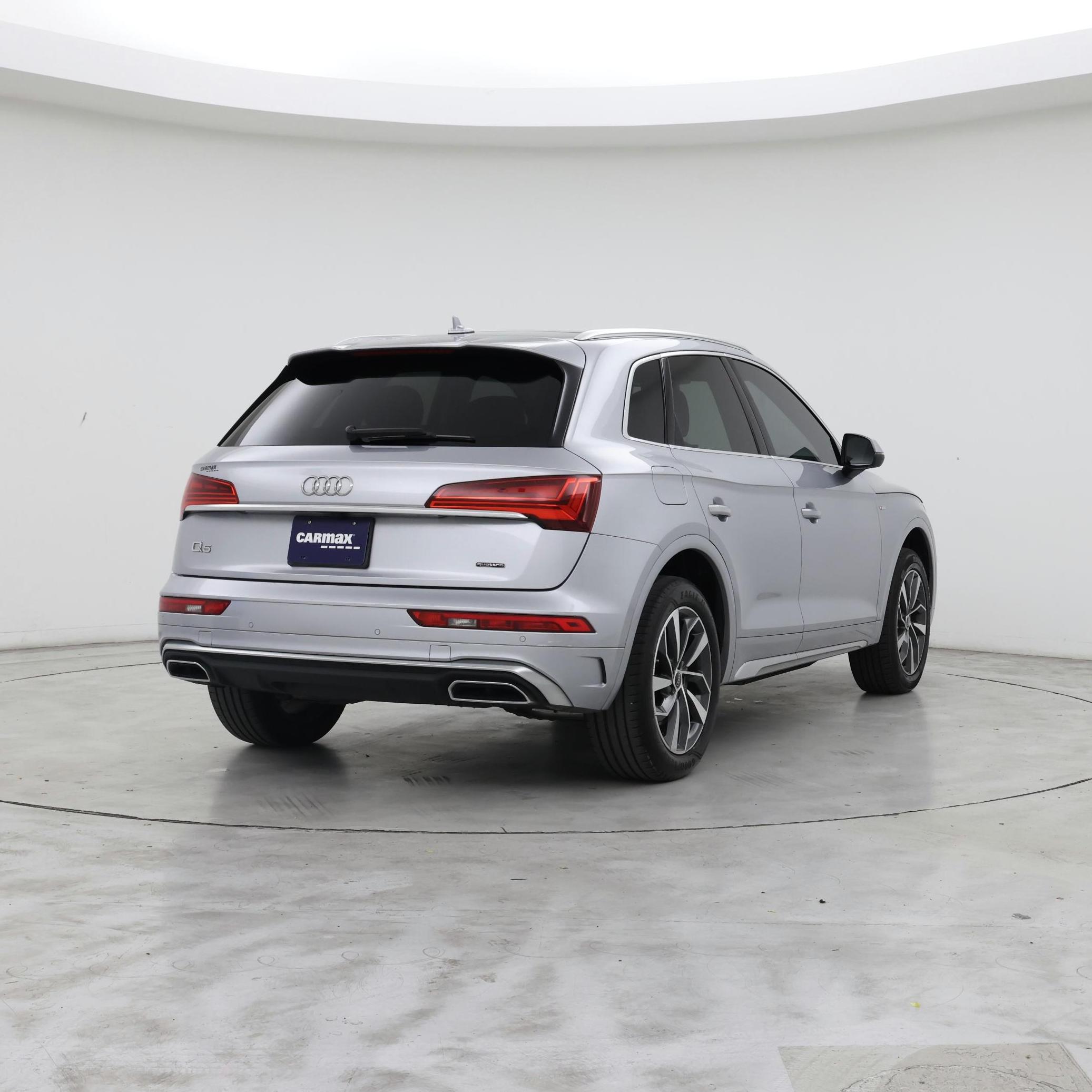 Thumbnail: 2022 Audi Q5 - 8