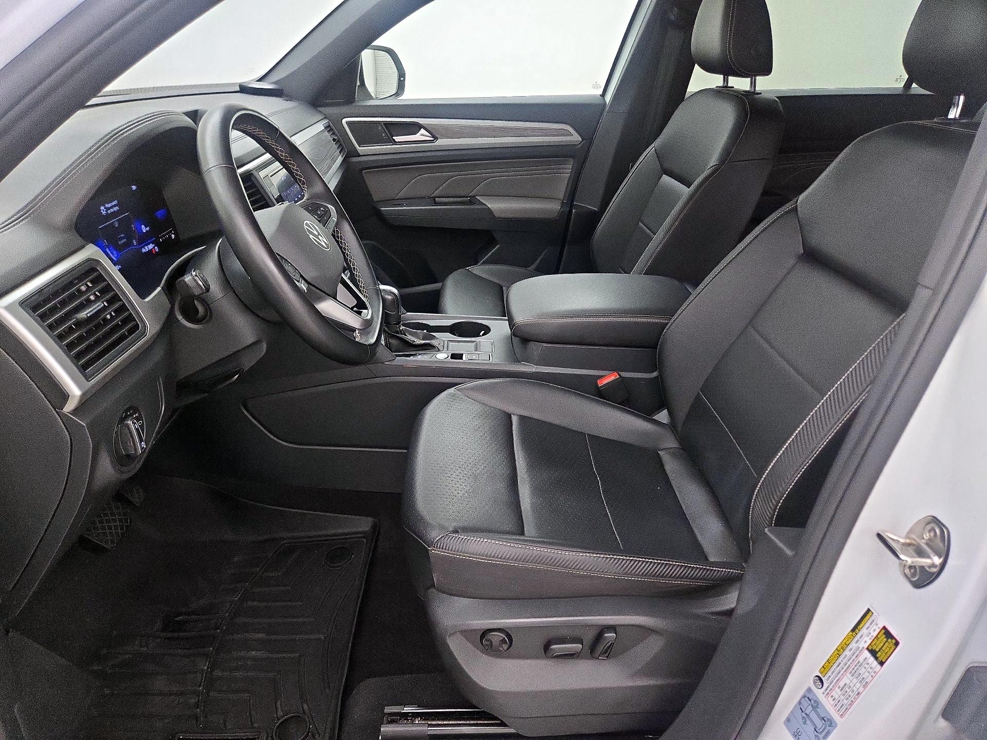 Thumbnail: 2022 Volkswagen Atlas - 11