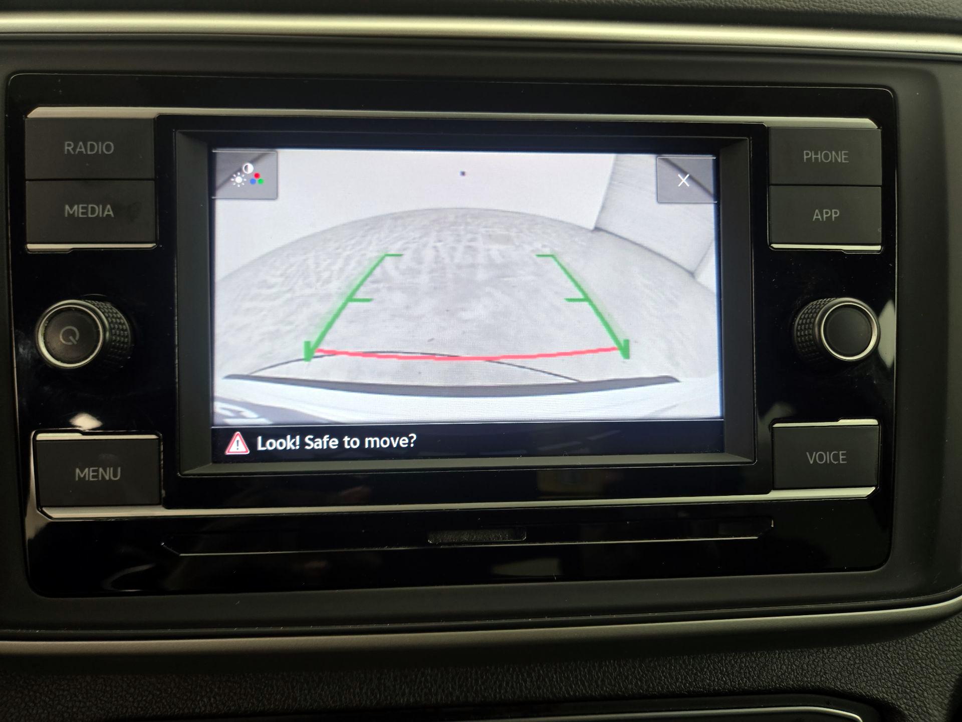 Thumbnail: 2022 Volkswagen Atlas - 14