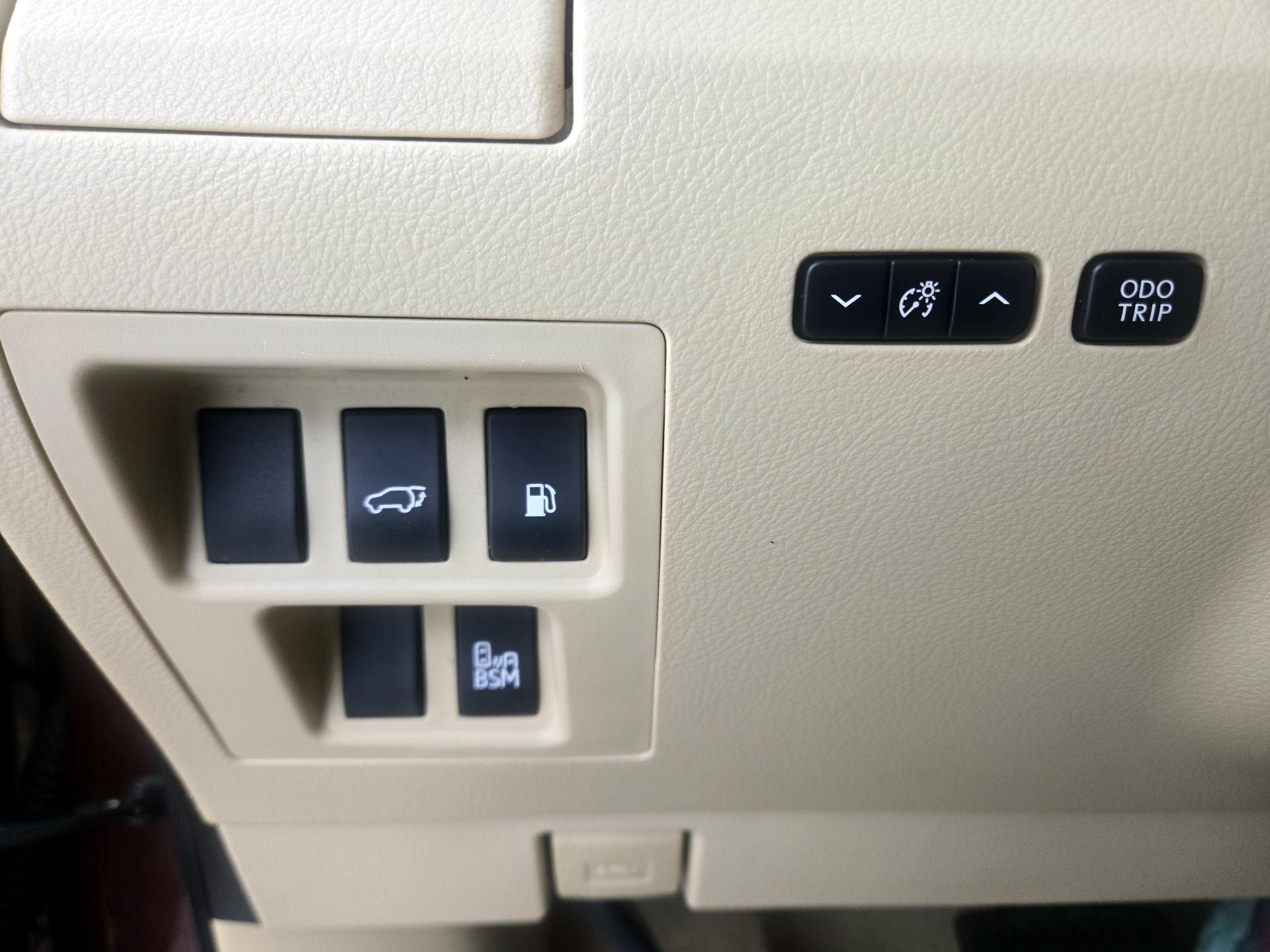 Thumbnail: 2015 Lexus RX - 13