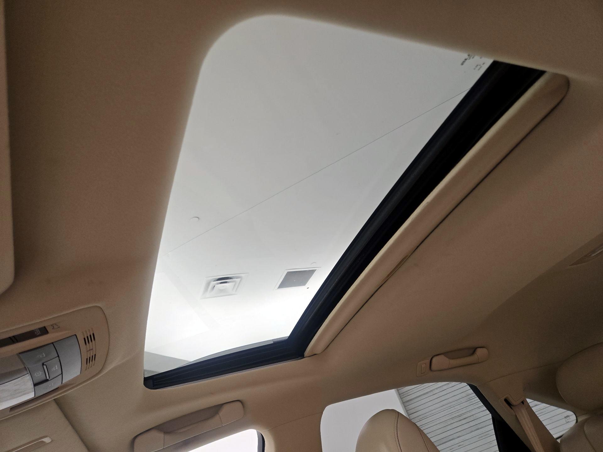 Thumbnail: 2015 Lexus RX - 19