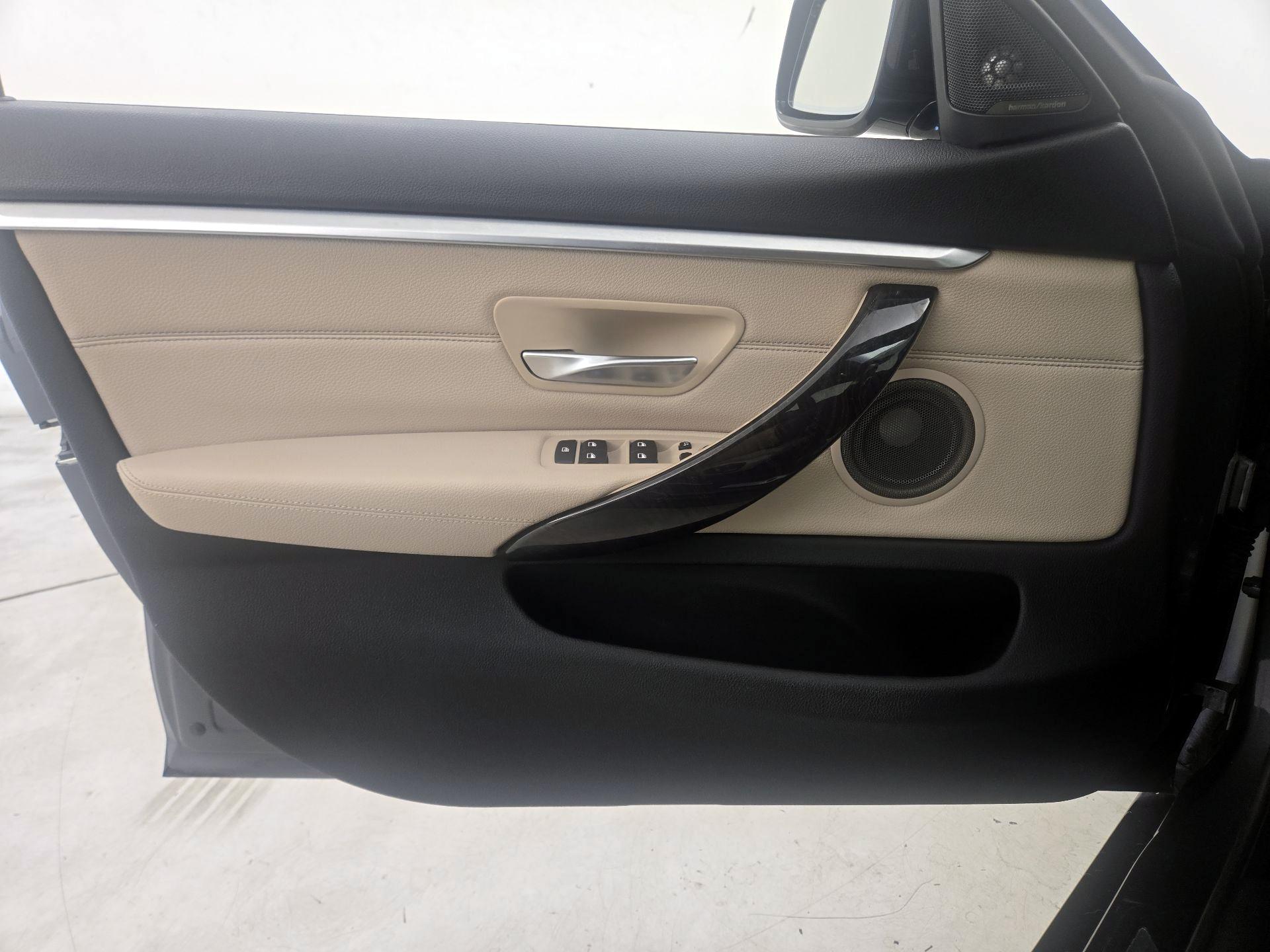 Thumbnail: 2017 BMW 4 Series - 12