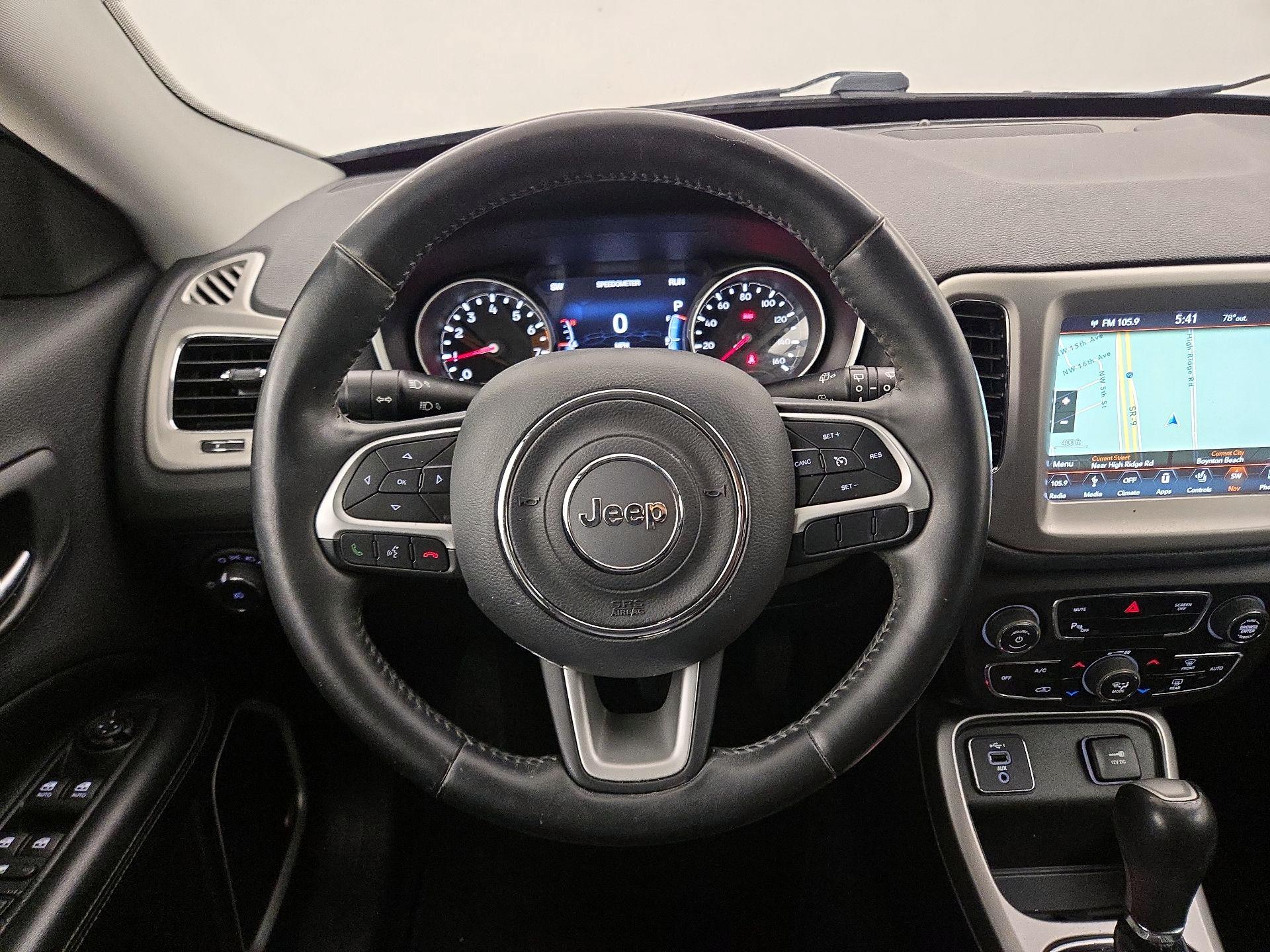 Thumbnail: 2019 Jeep Compass - 10