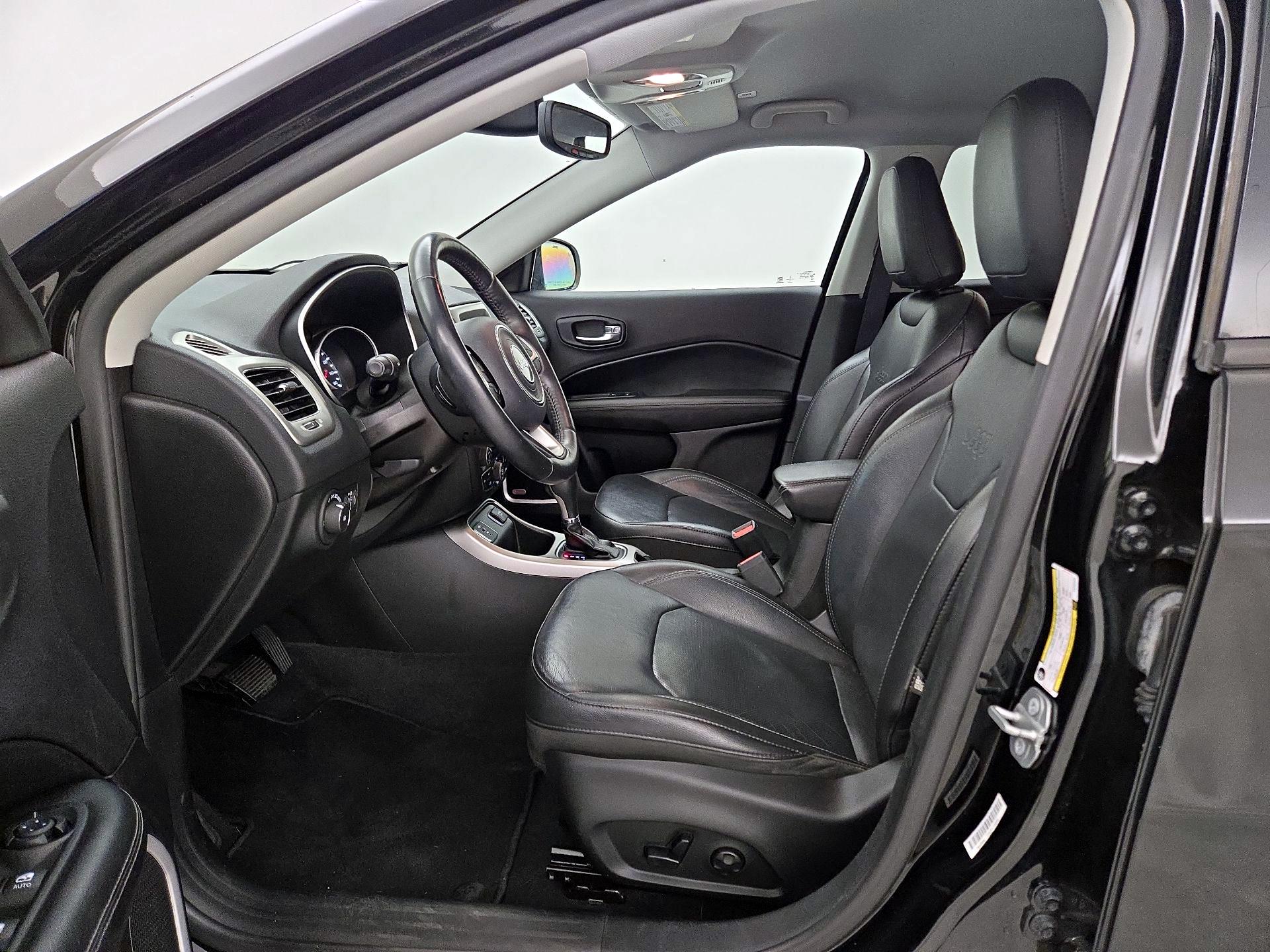 Thumbnail: 2019 Jeep Compass - 11