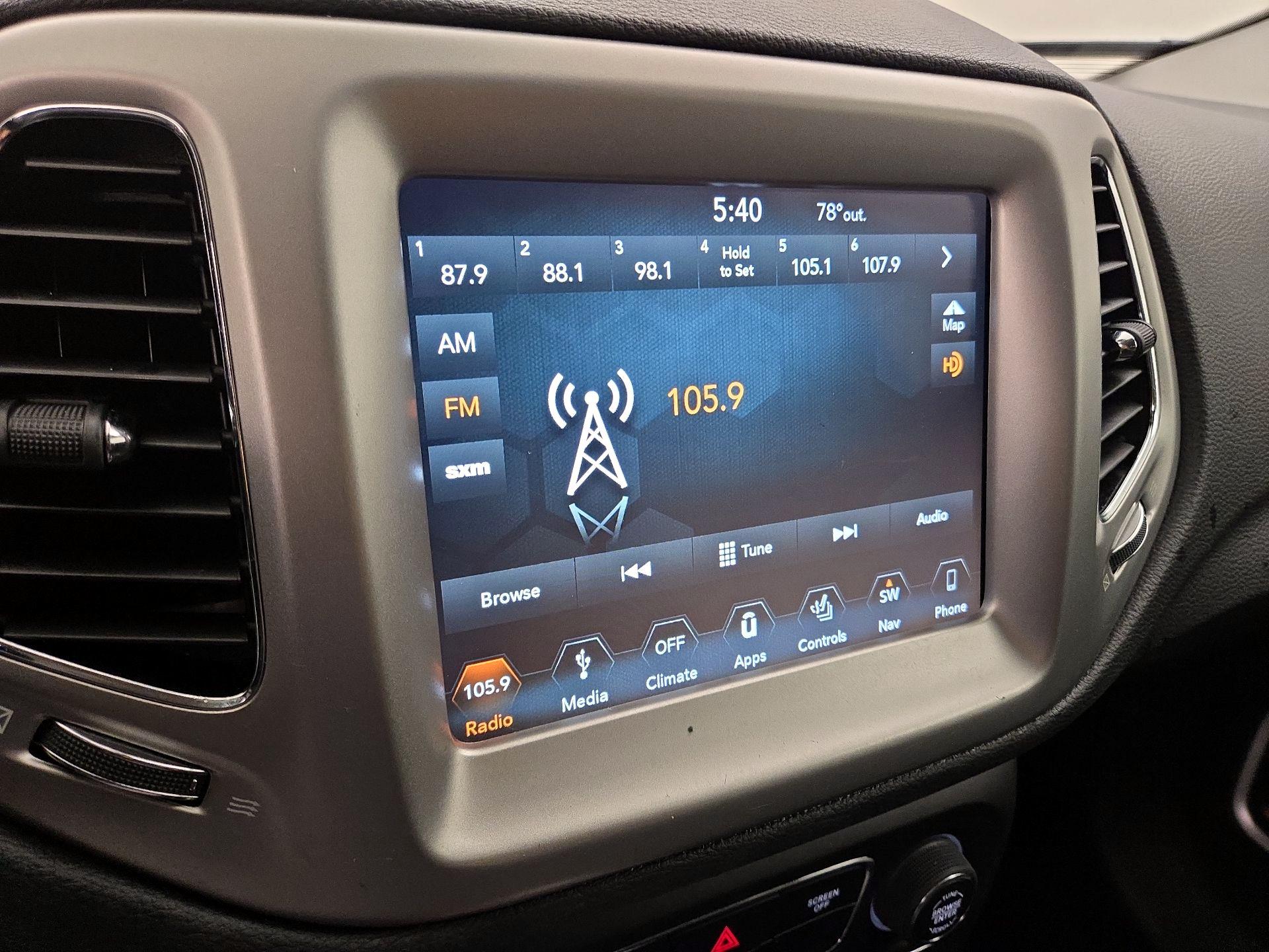 Thumbnail: 2019 Jeep Compass - 16