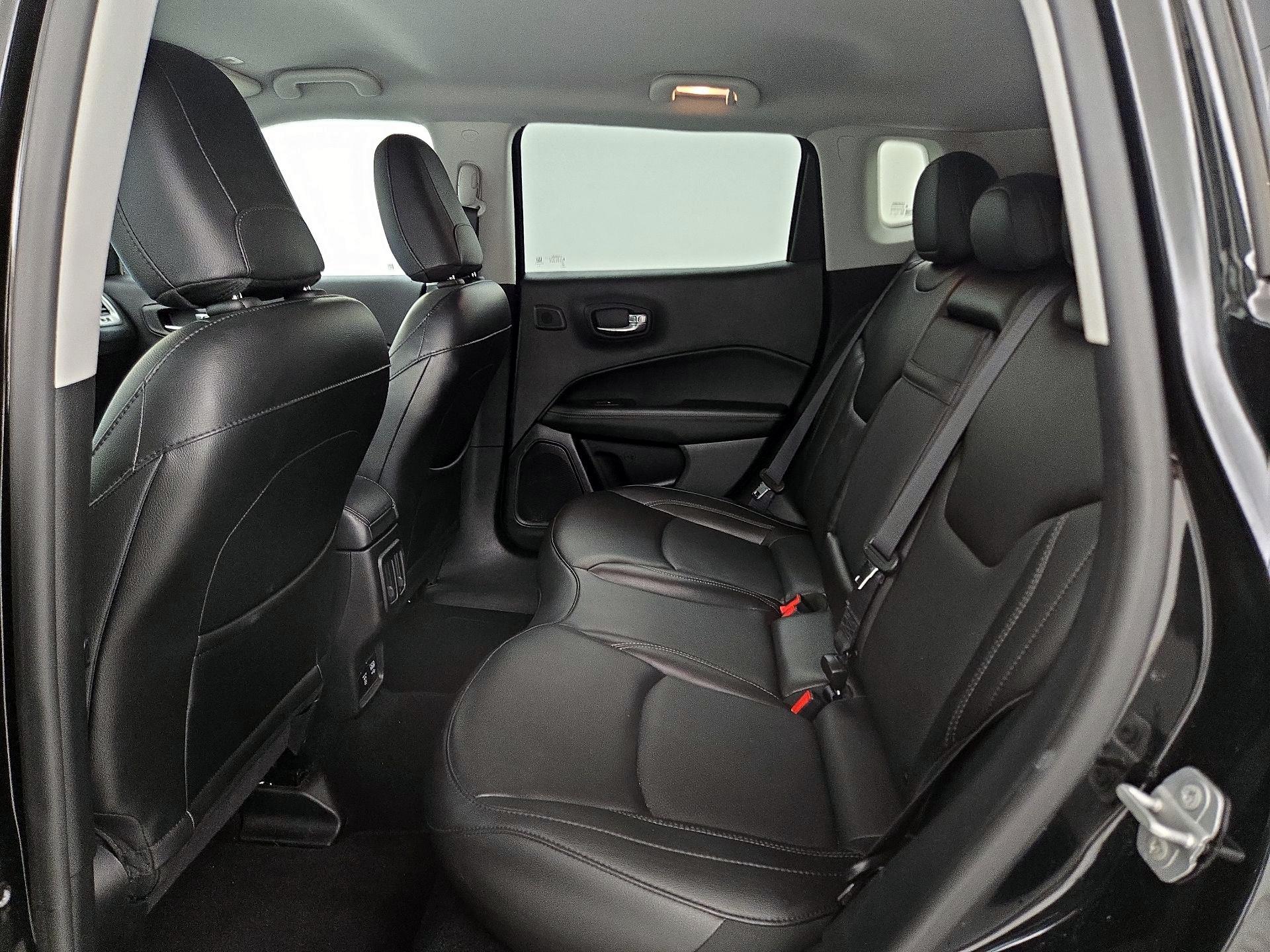 Thumbnail: 2019 Jeep Compass - 20