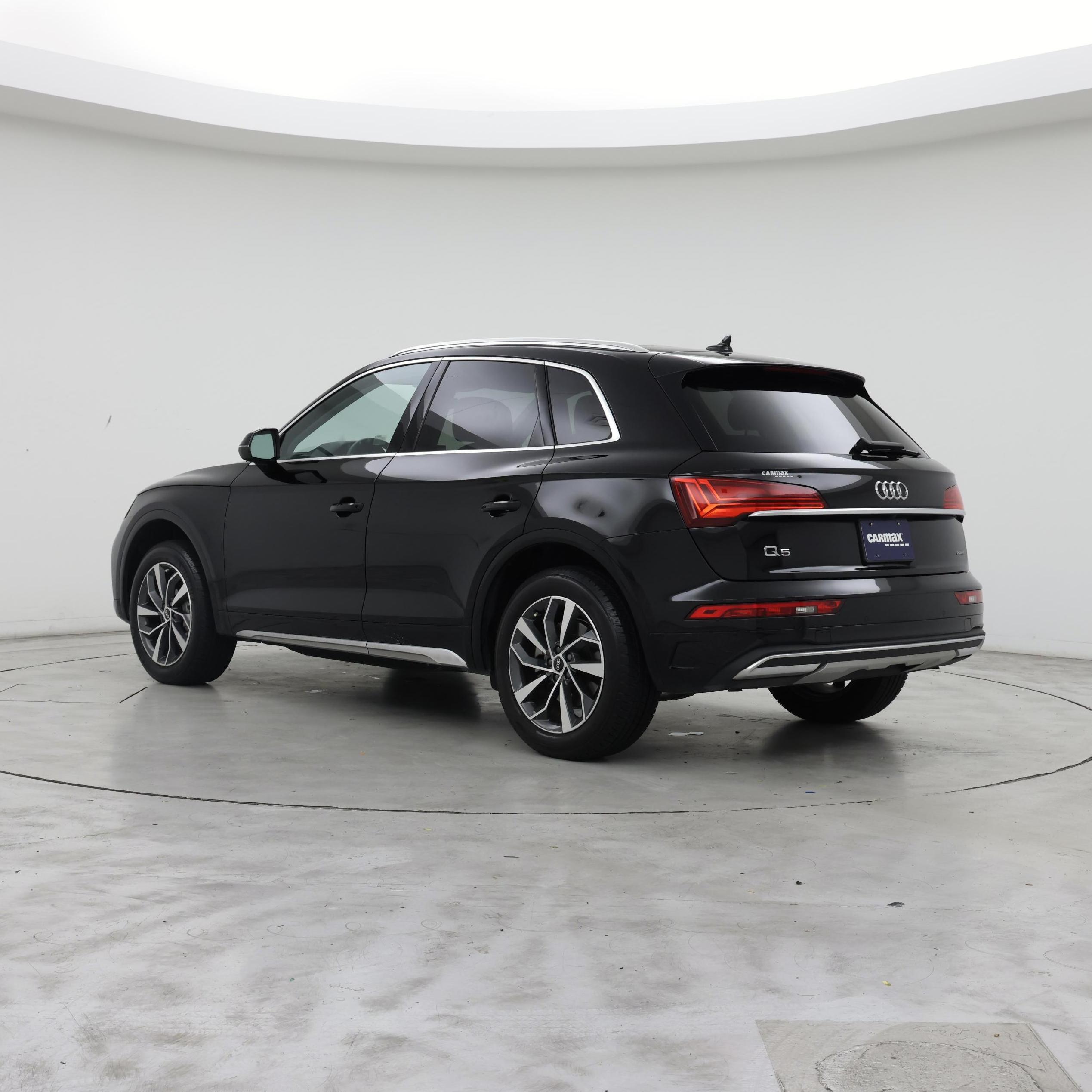 Thumbnail: 2021 Audi Q5 - 2