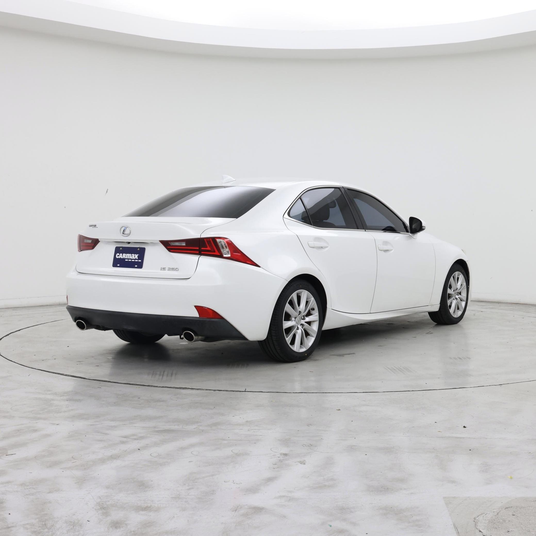 Thumbnail: 2015 Lexus IS - 8