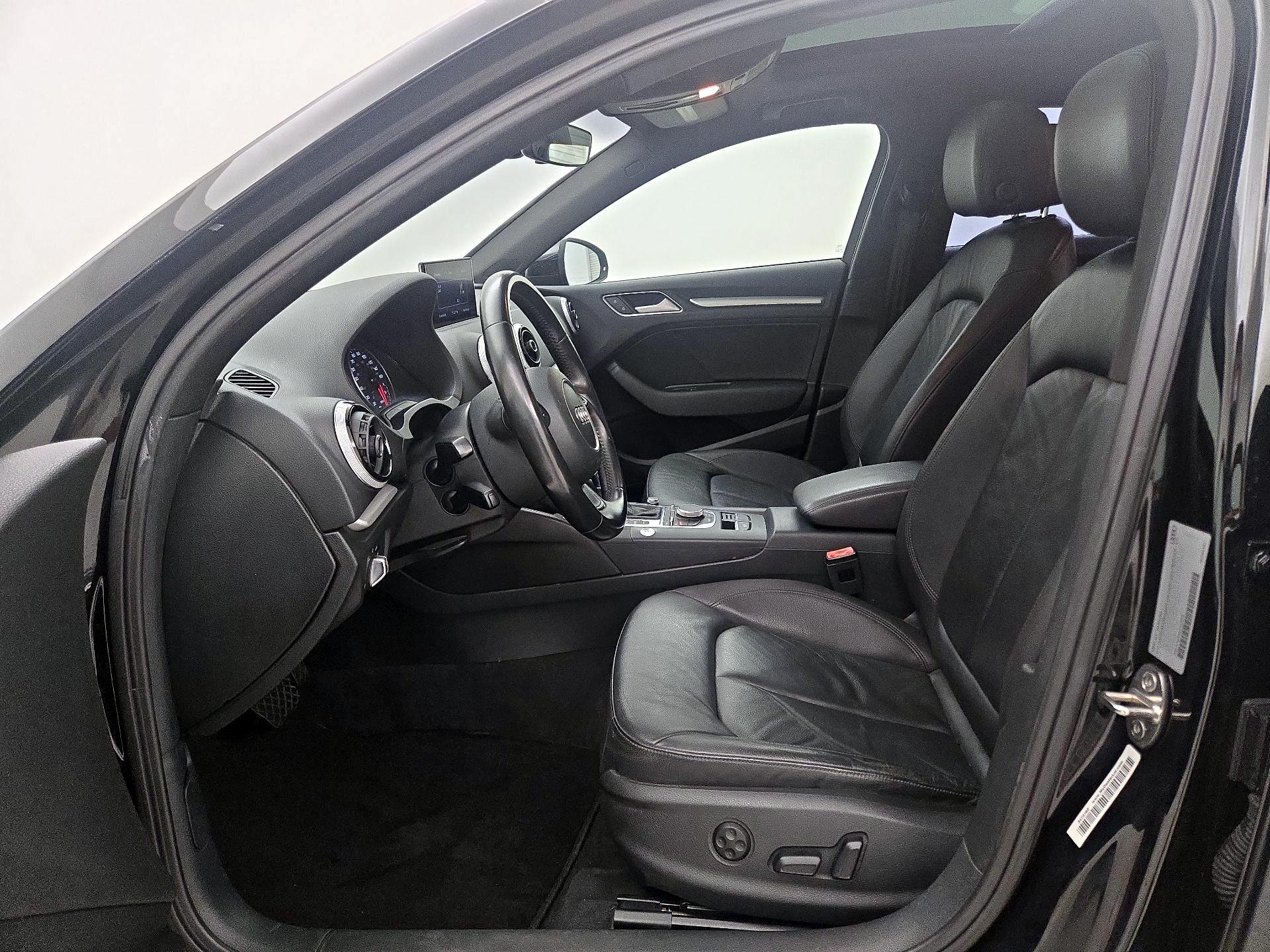 Thumbnail: 2016 Audi A3 - 11