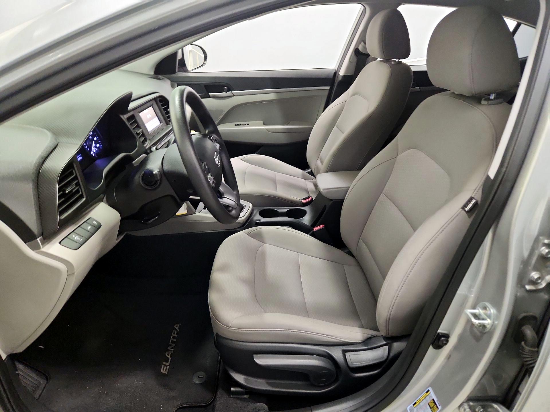 Thumbnail: 2020 Hyundai Elantra - 11