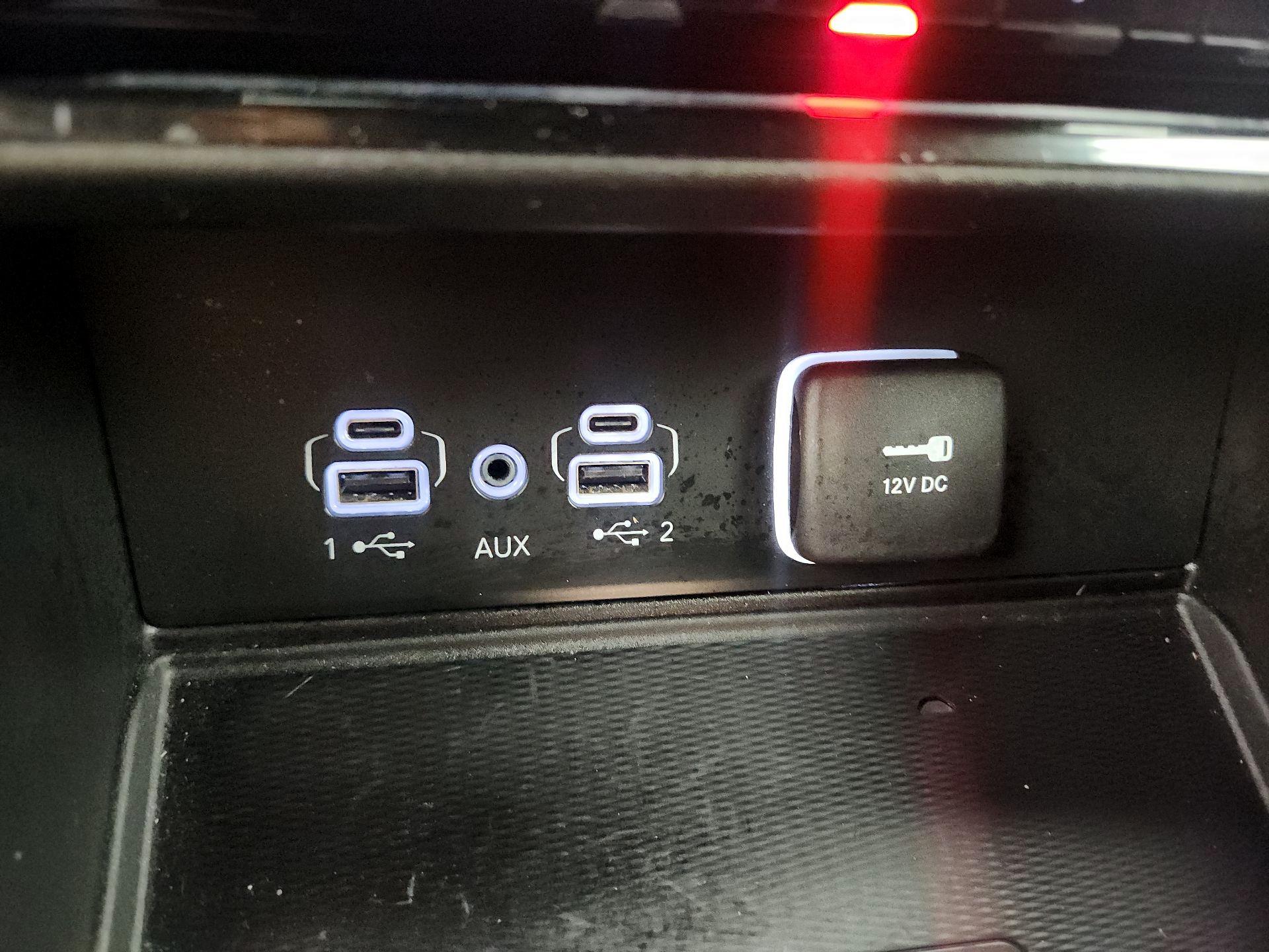 Thumbnail: 2023 Jeep Grand Cherokee - 18