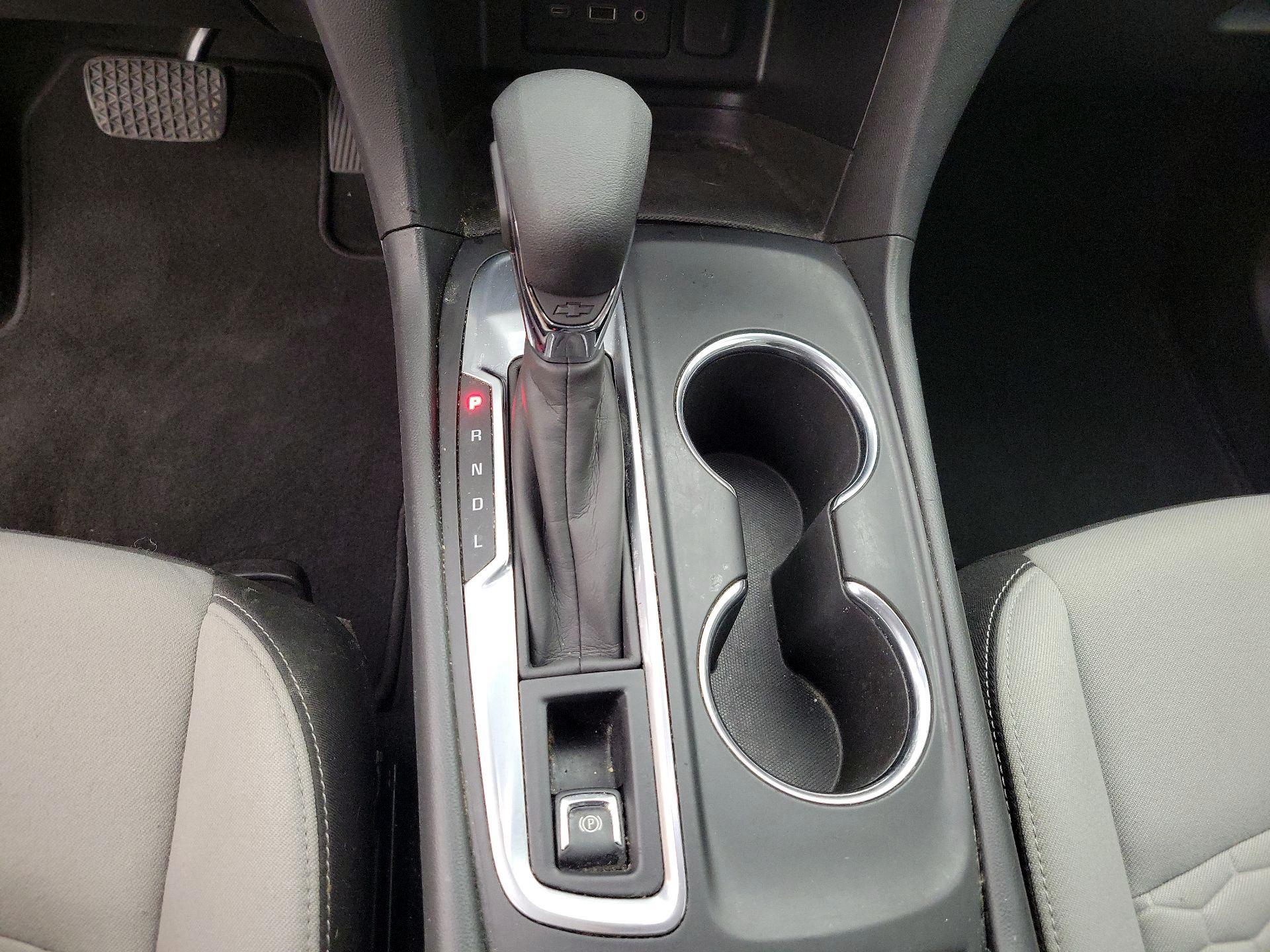 Thumbnail: 2020 Chevrolet Equinox - 17