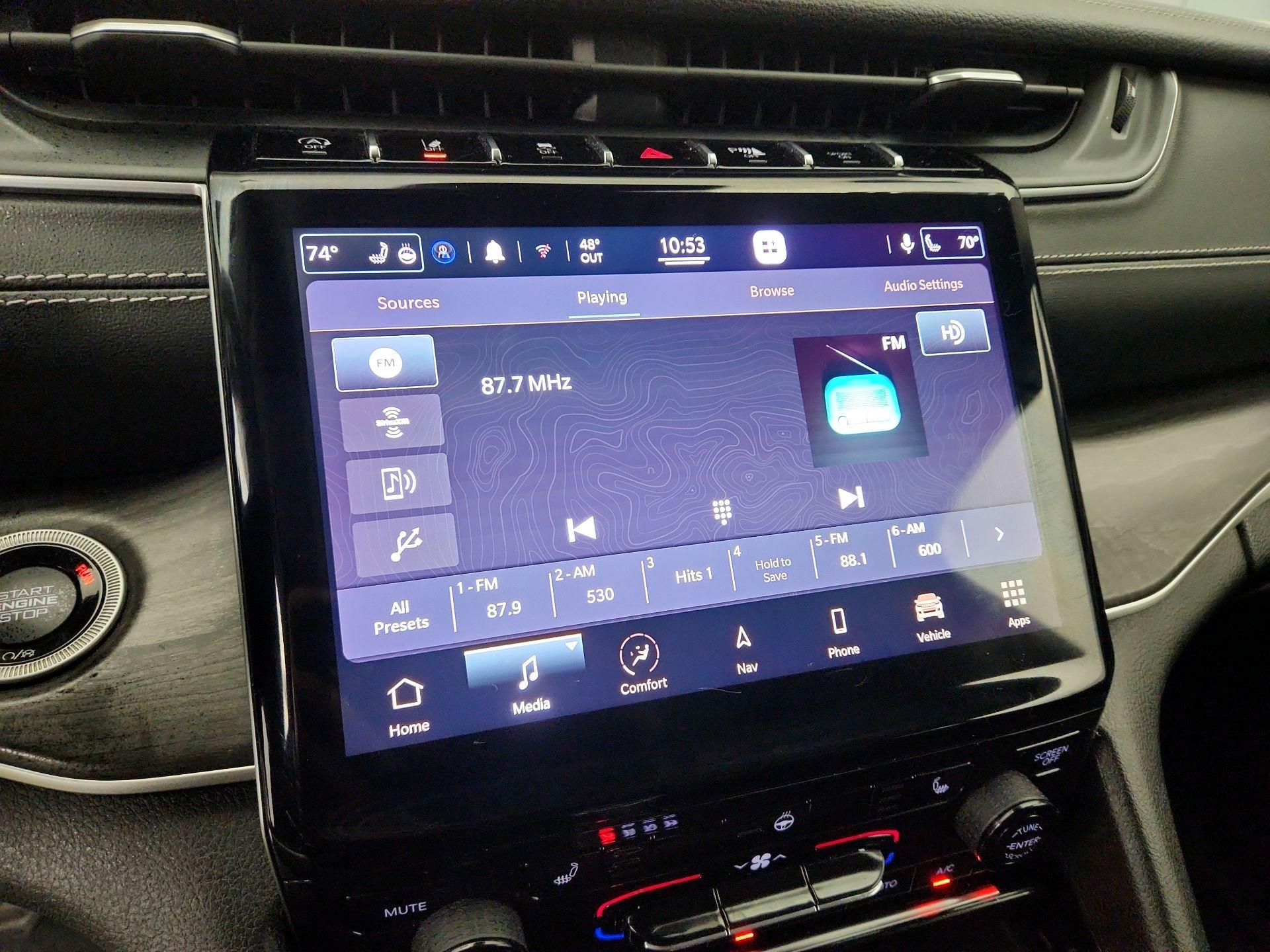 Thumbnail: 2021 Jeep Grand Cherokee L - 16