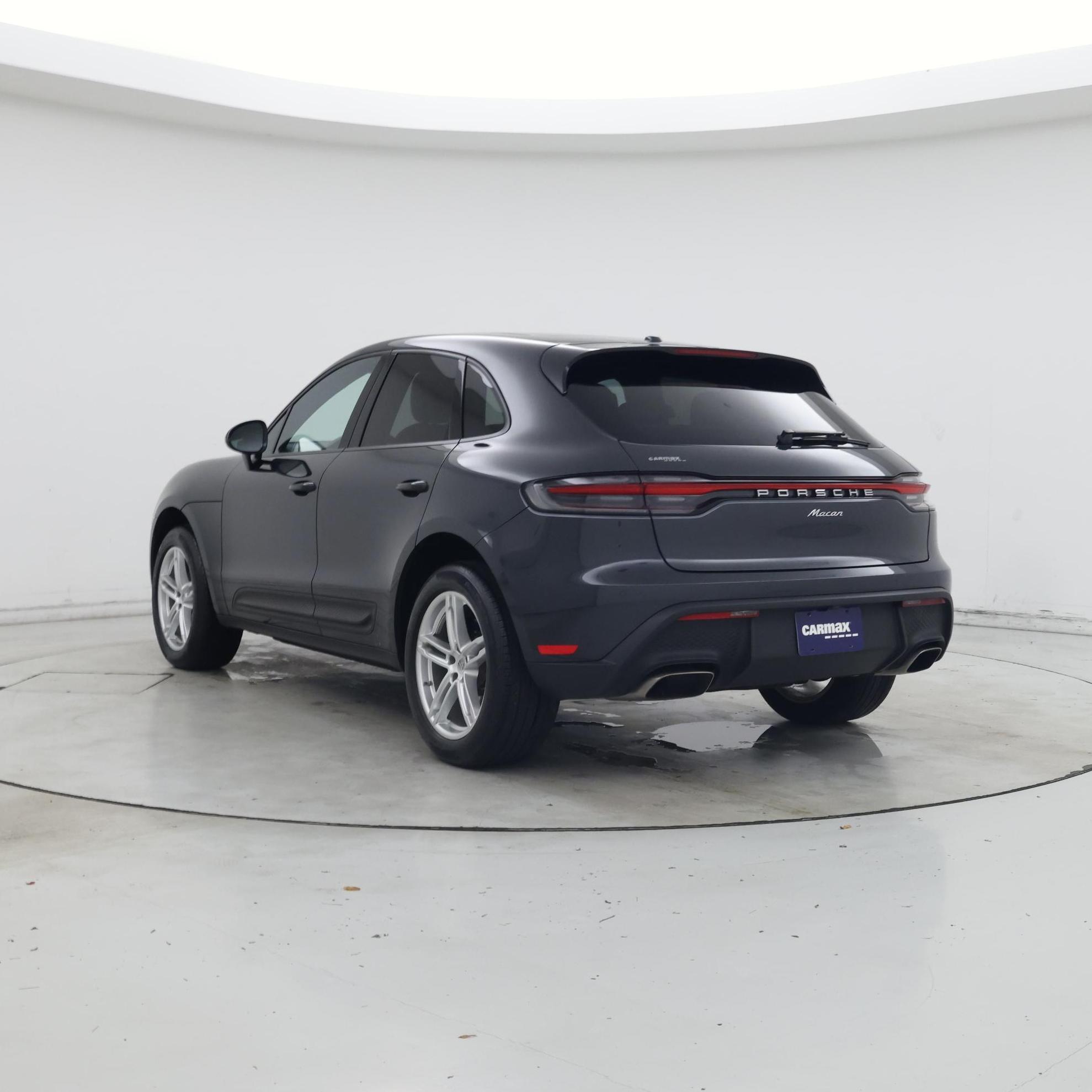 Thumbnail: 2022 Porsche Macan - 2