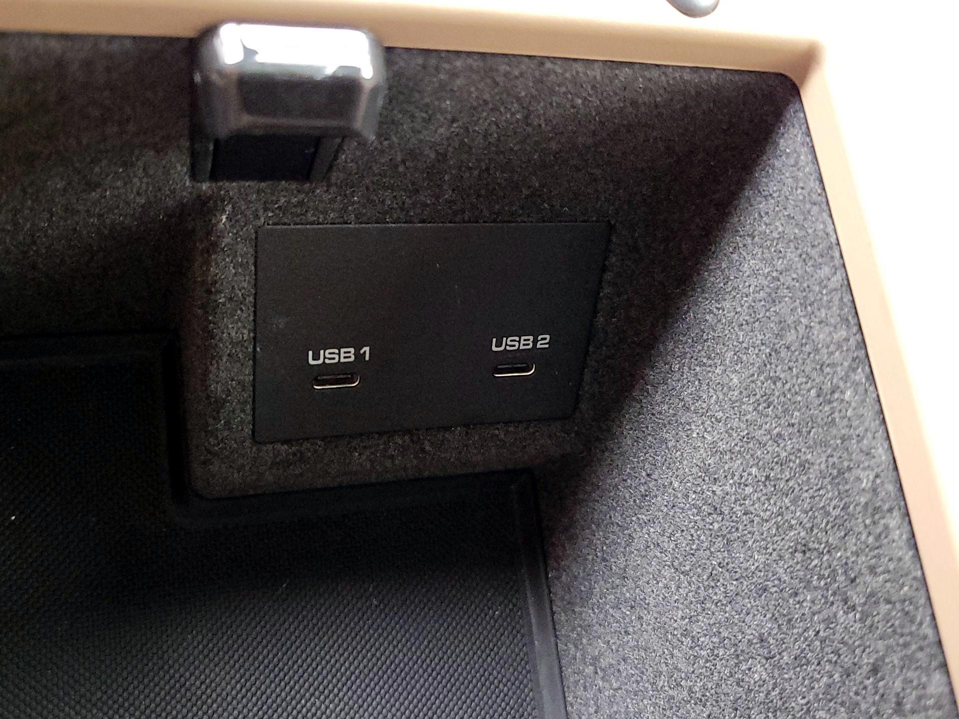 Thumbnail: 2022 Porsche Macan - 19