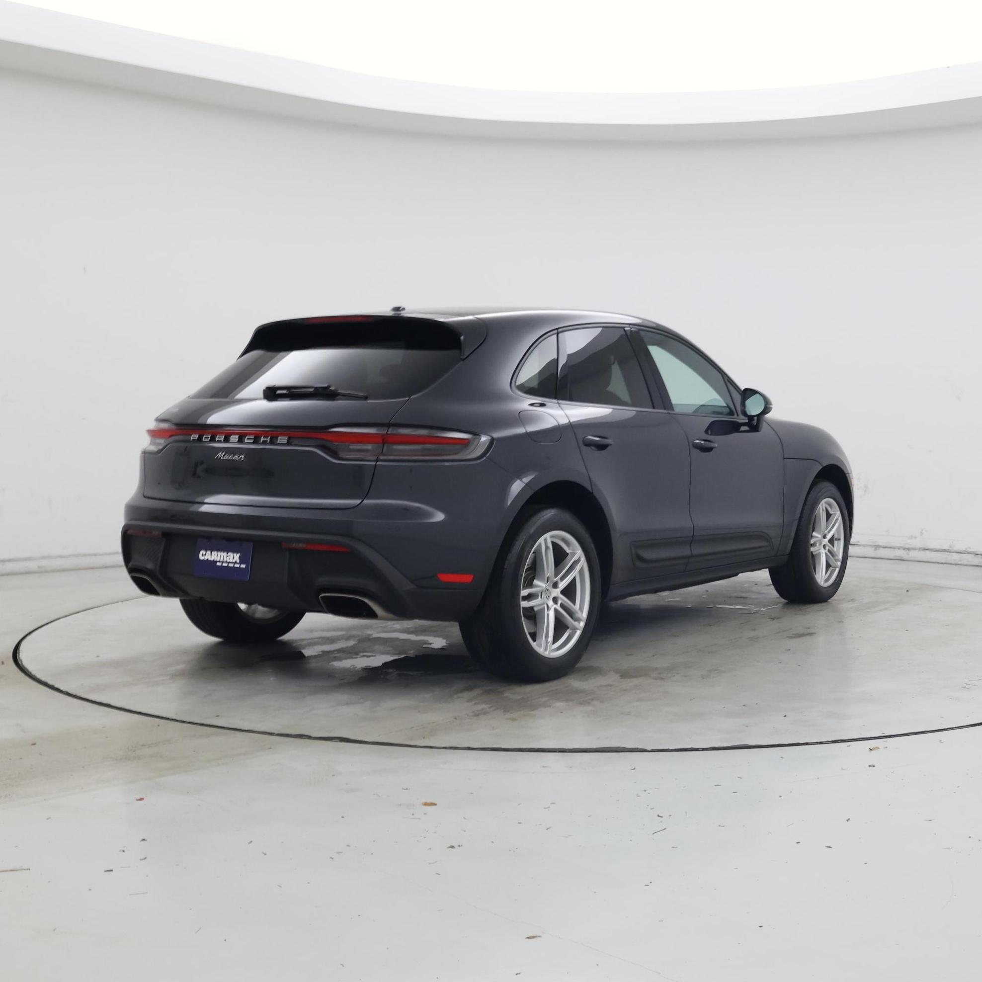 Thumbnail: 2022 Porsche Macan - 8