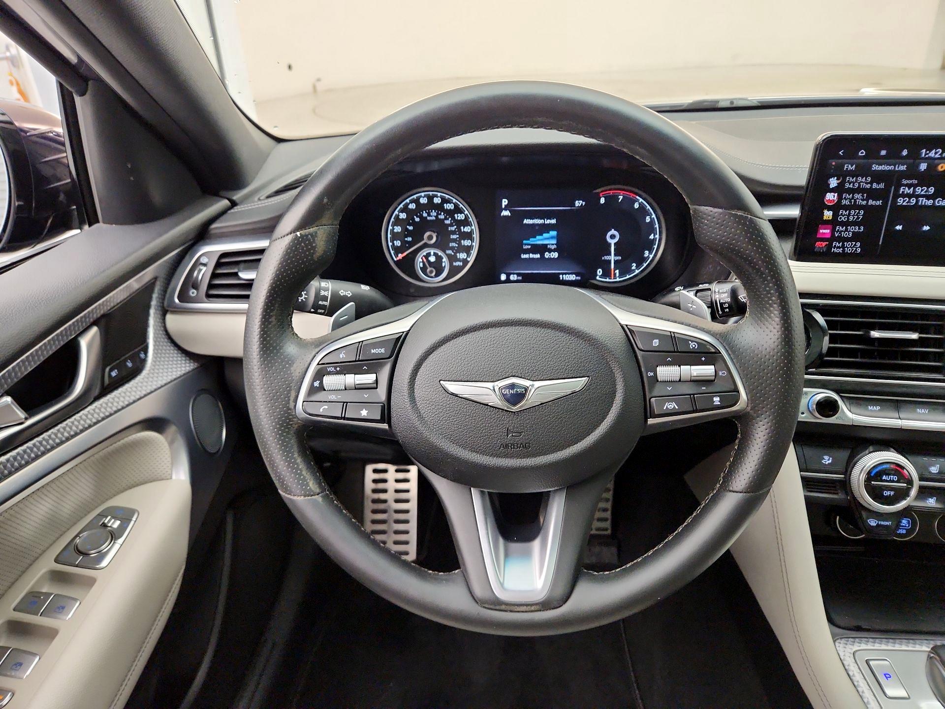 Thumbnail: 2023 Genesis G70 - 10