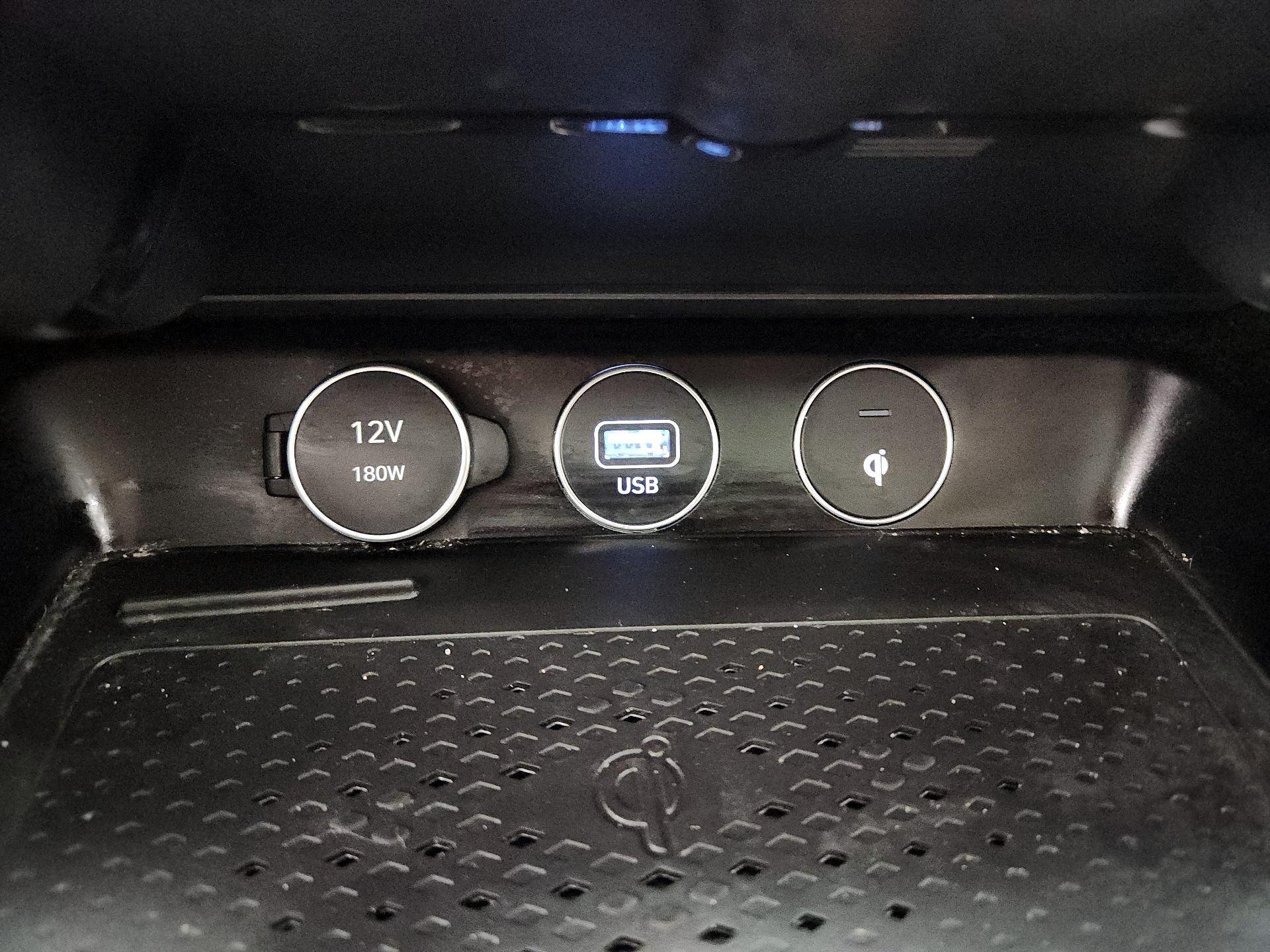 Thumbnail: 2023 Genesis G70 - 19