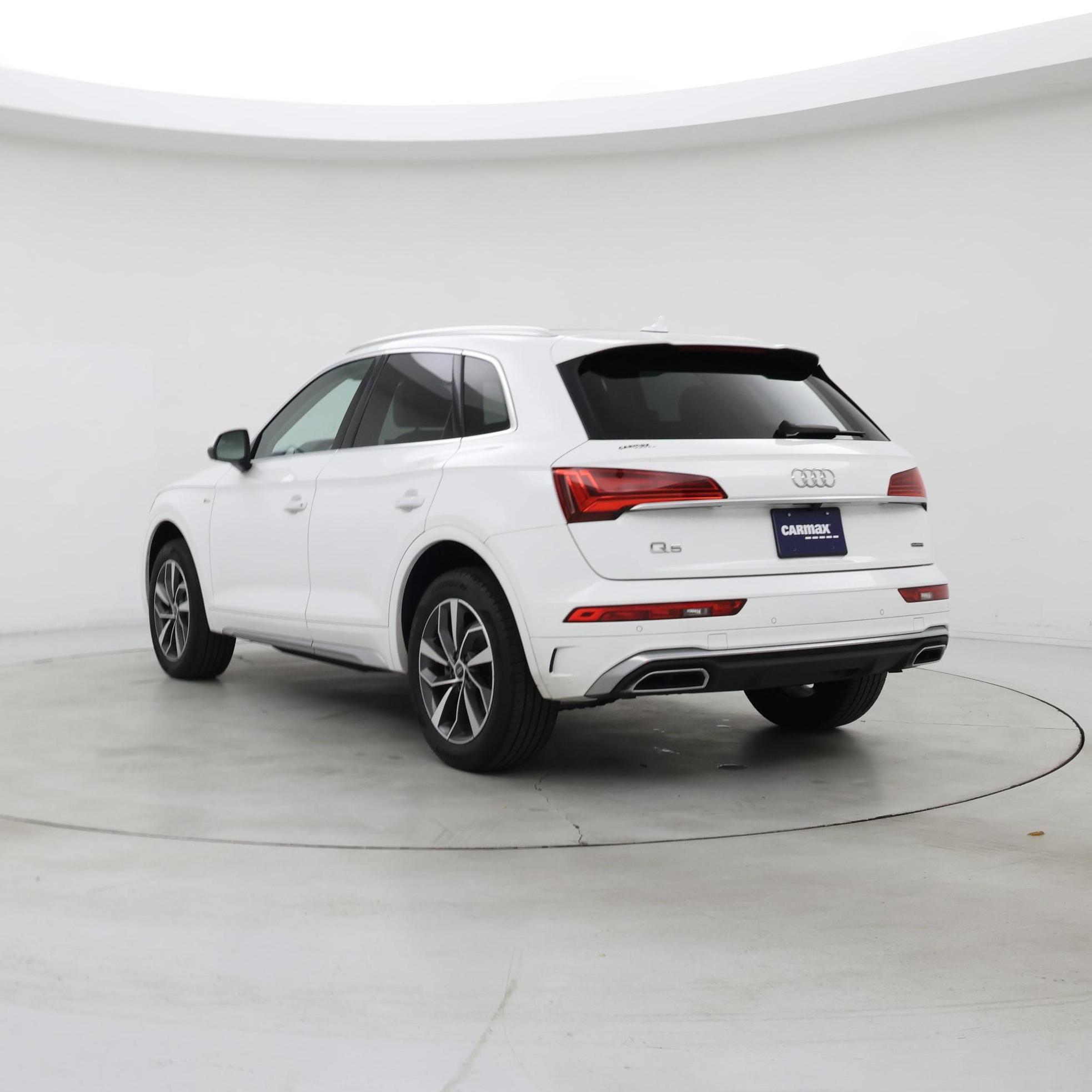 Thumbnail: 2022 Audi Q5 - 2