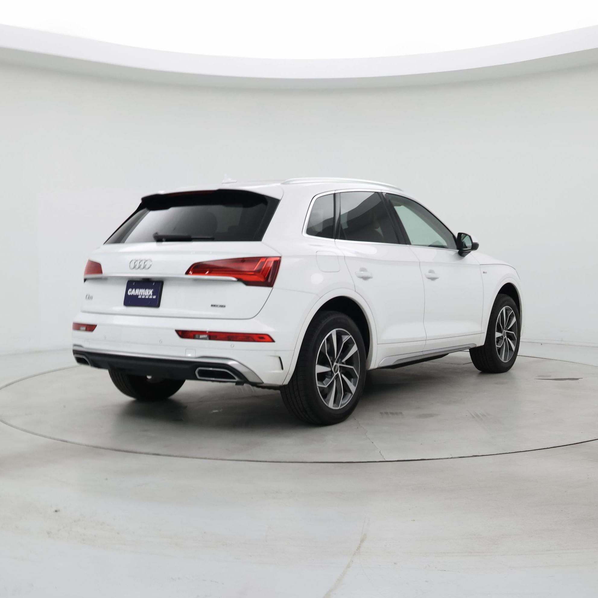 Thumbnail: 2022 Audi Q5 - 8