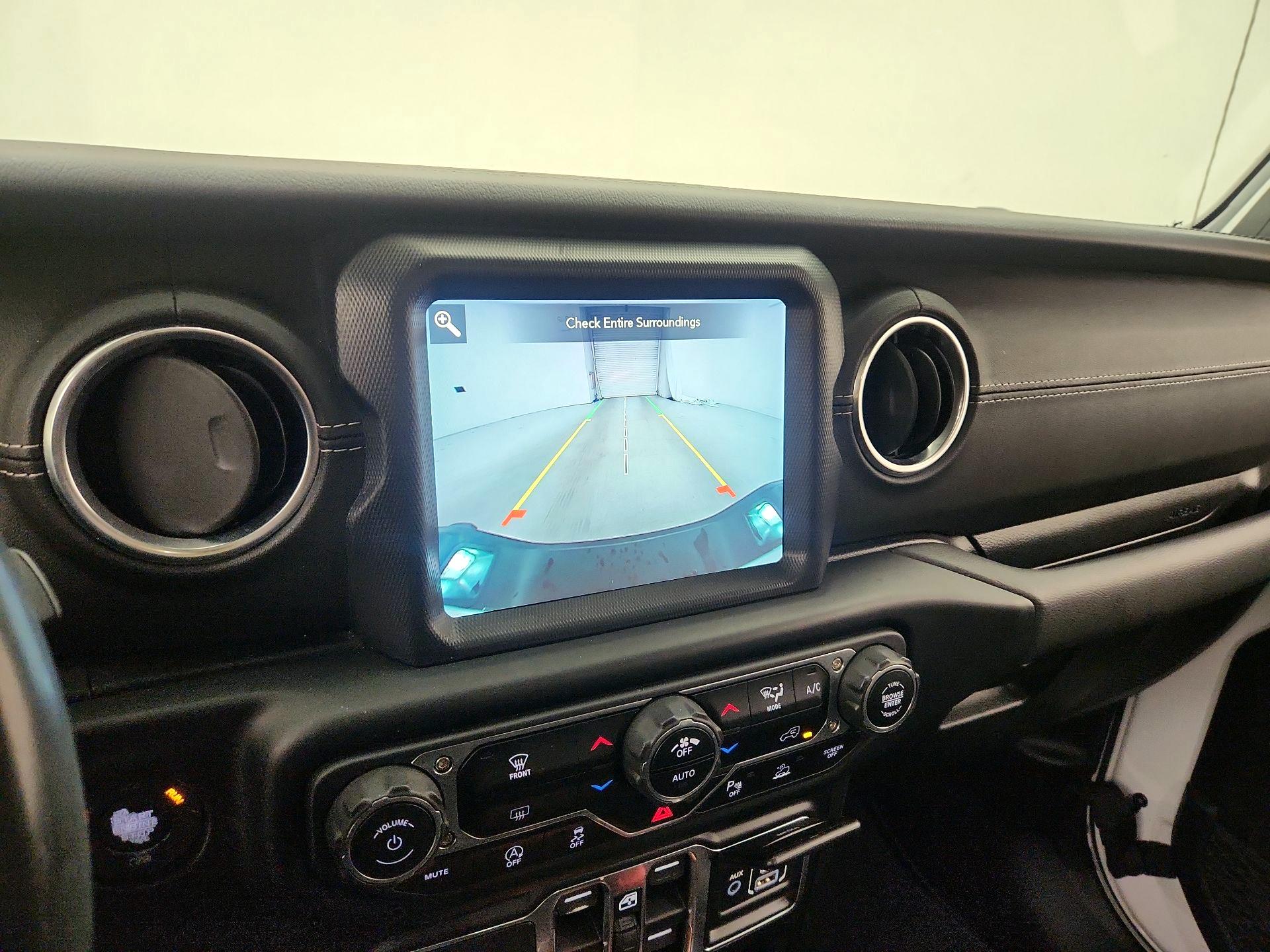 Thumbnail: 2021 Jeep Gladiator - 15