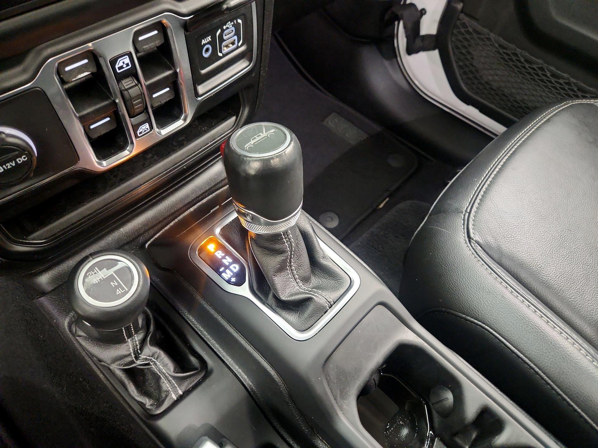 Thumbnail: 2021 Jeep Gladiator - 18