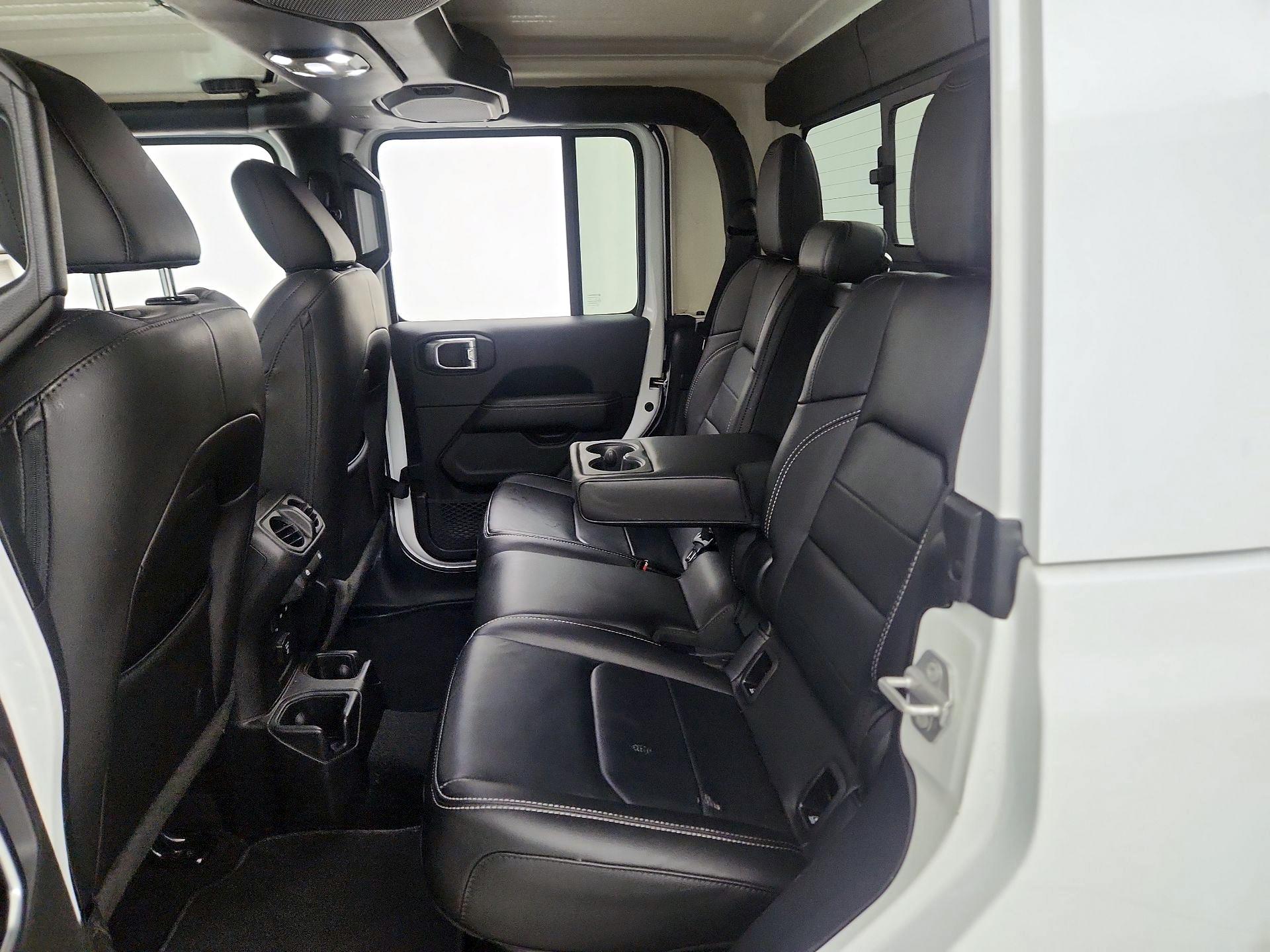 Thumbnail: 2021 Jeep Gladiator - 20